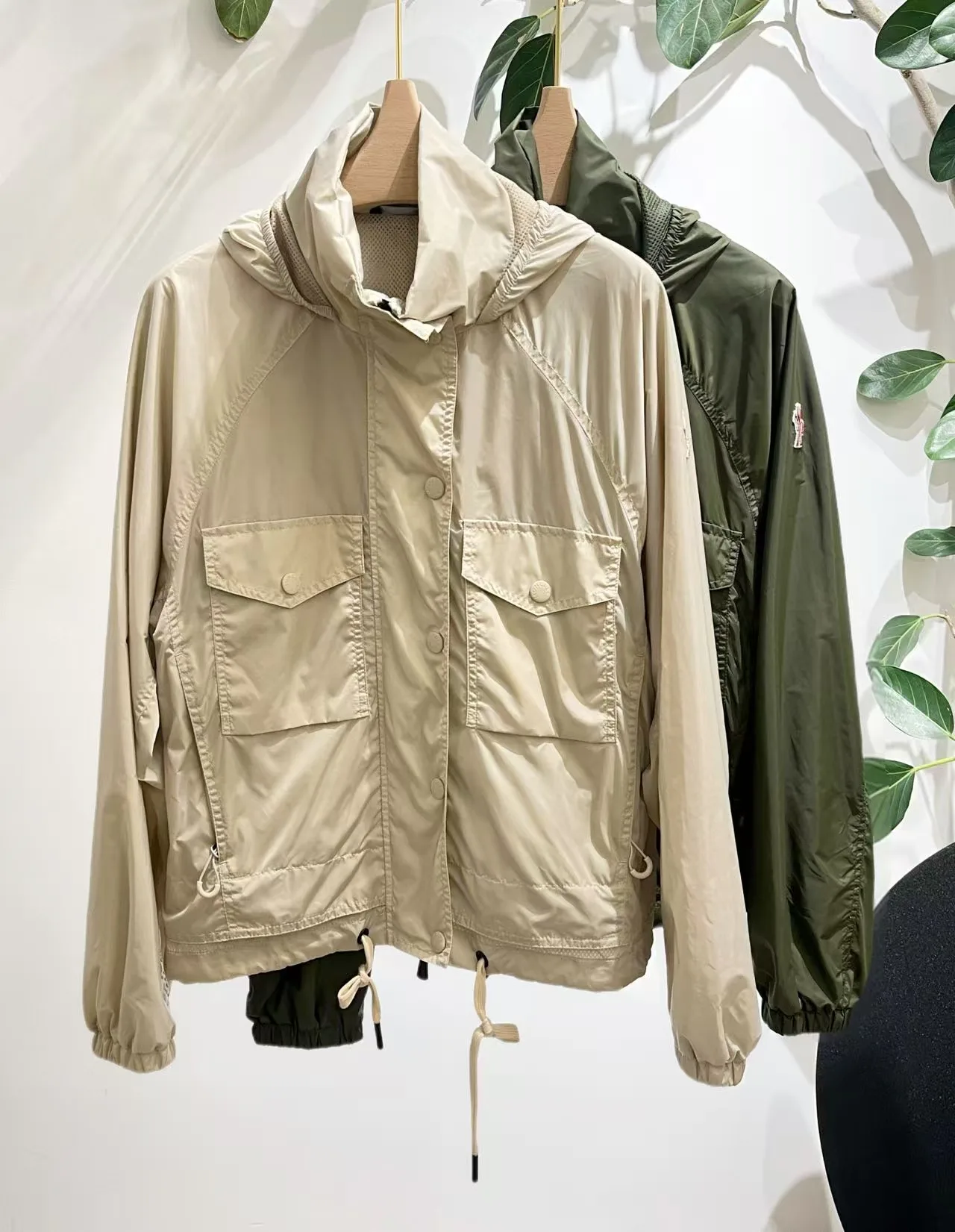 Куртки И Пуховики Женские Moncler 11615068