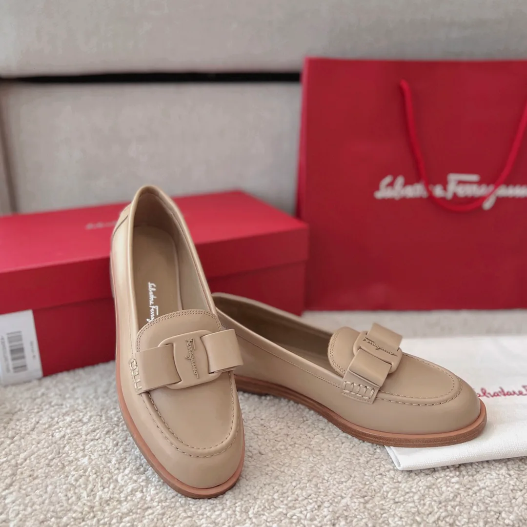 Лоферы И Мокасины Женские Salvatore Ferragamo 20375