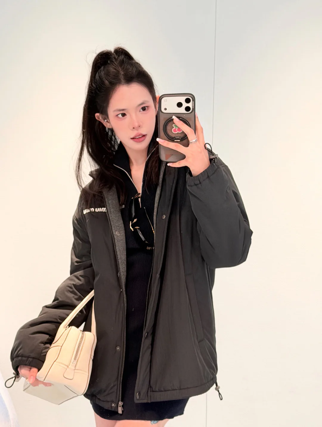 Куртки И Пуховики Женские Miu Miu 18213361