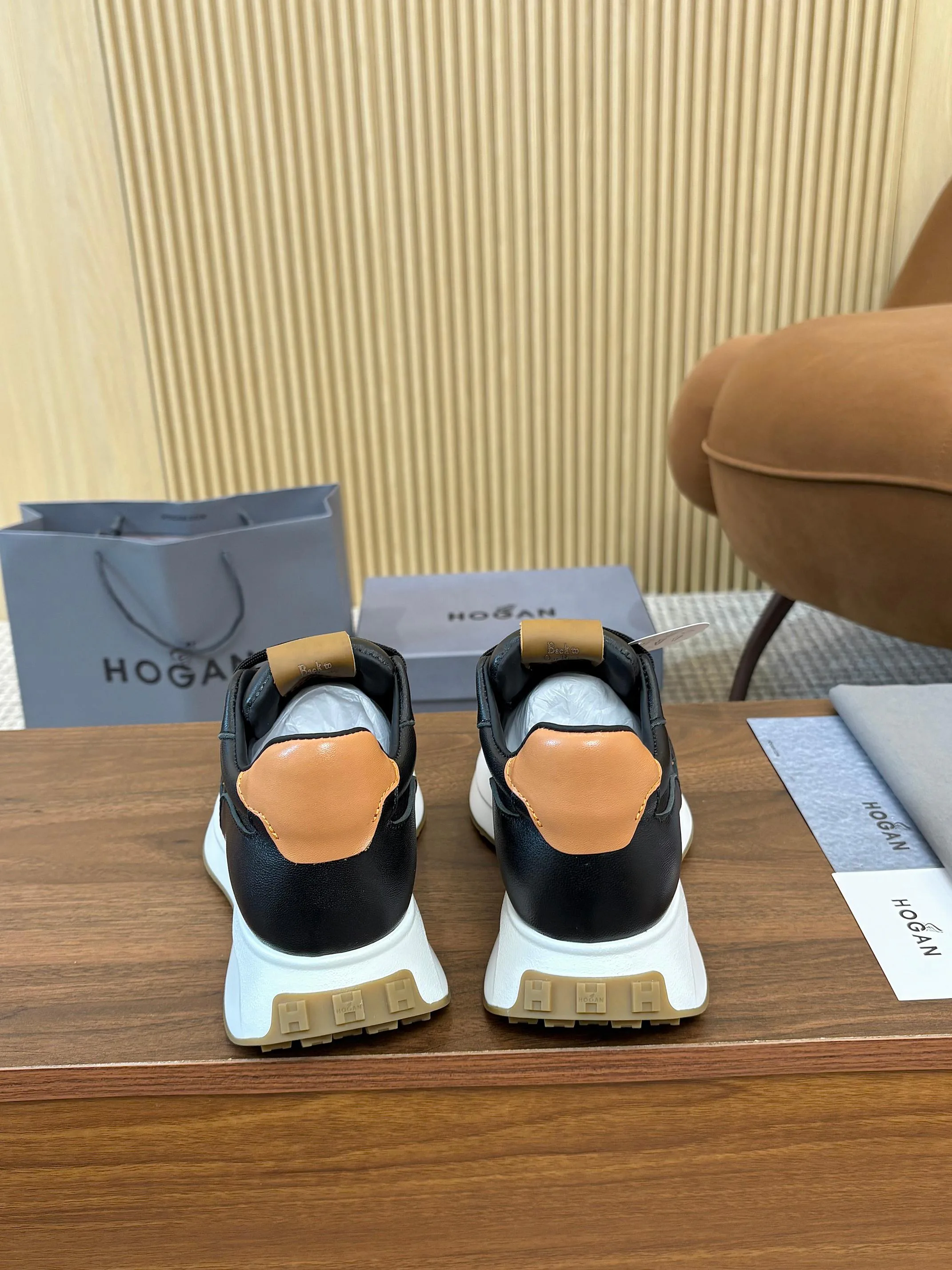 Кроссовки Женские Hogan 122724