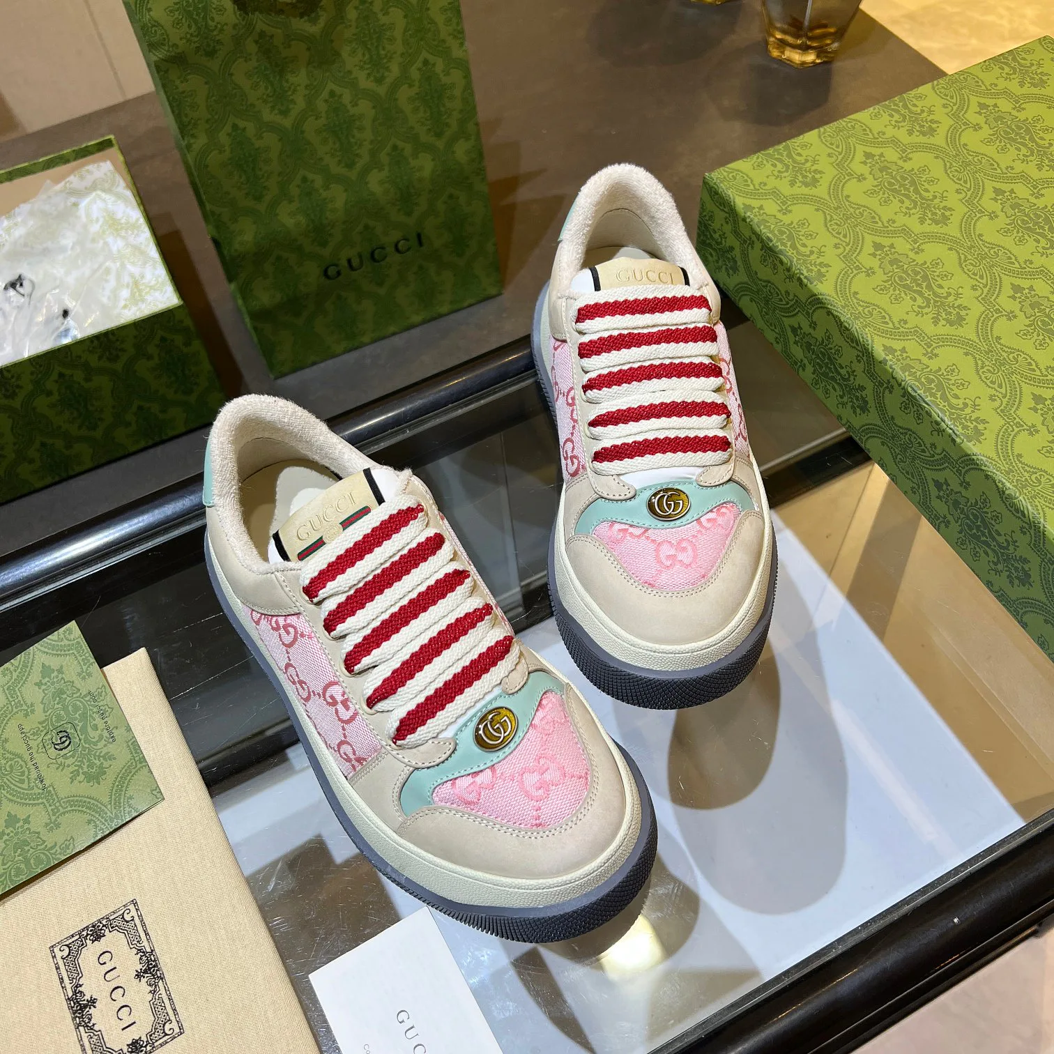 Кроссовки Женские Gucci 17955442
