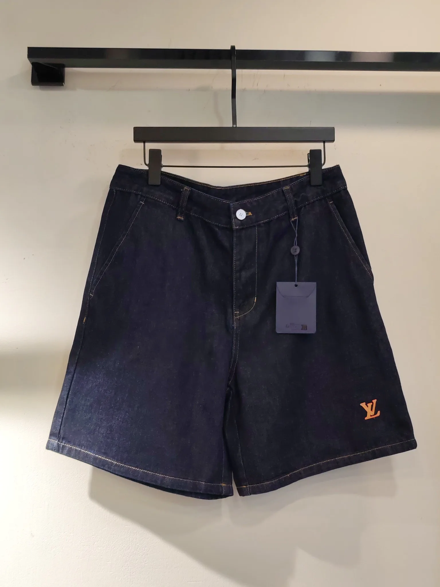 Шорты Женские Louis Vuitton 14558161