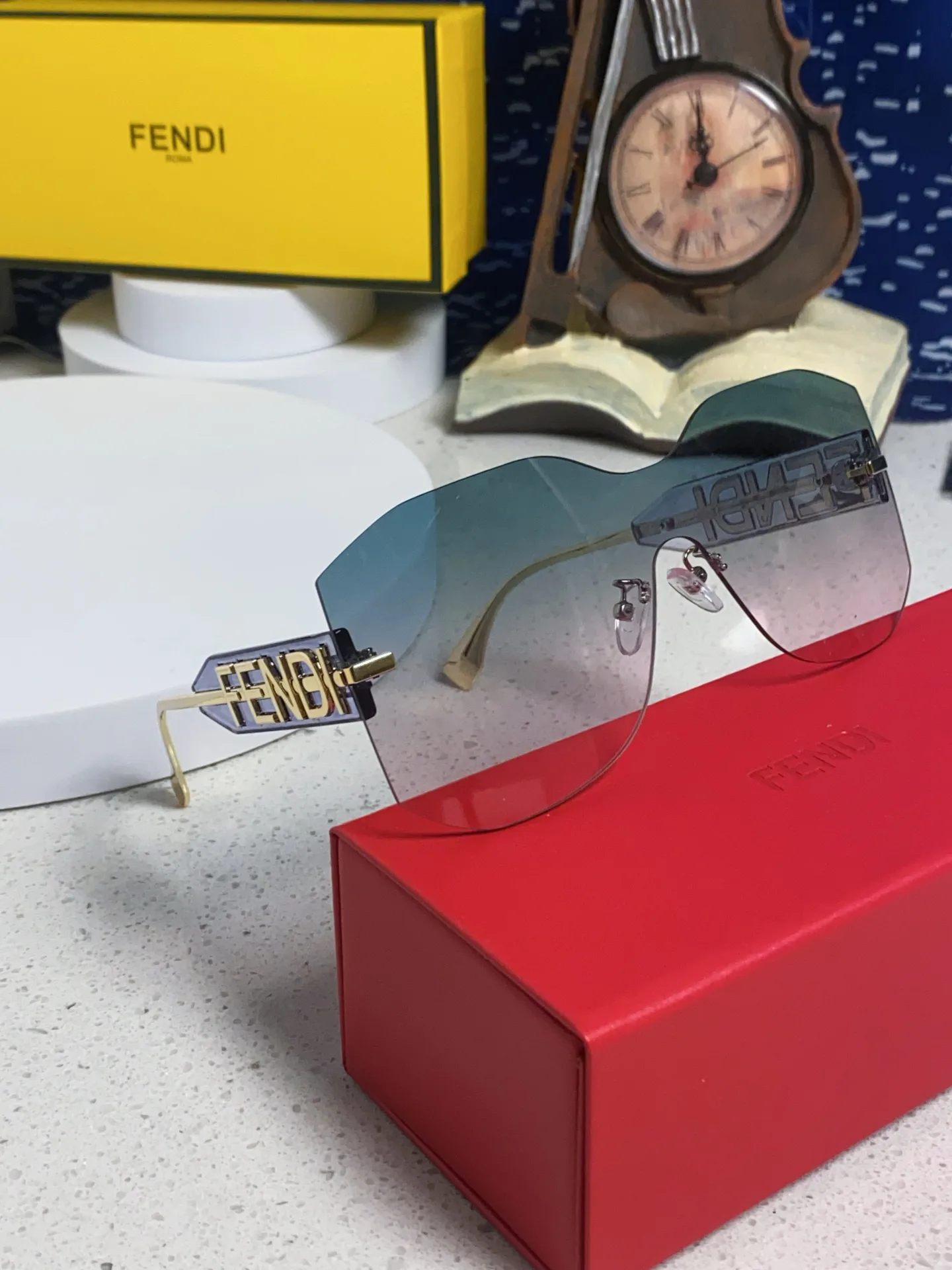 Очки Fendi 13135718
