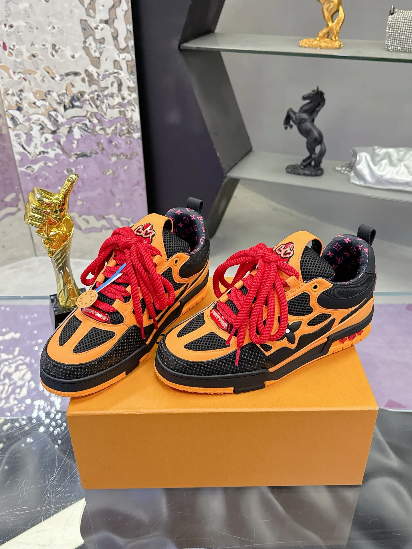 Кроссовки Женские Louis Vuitton 1874708