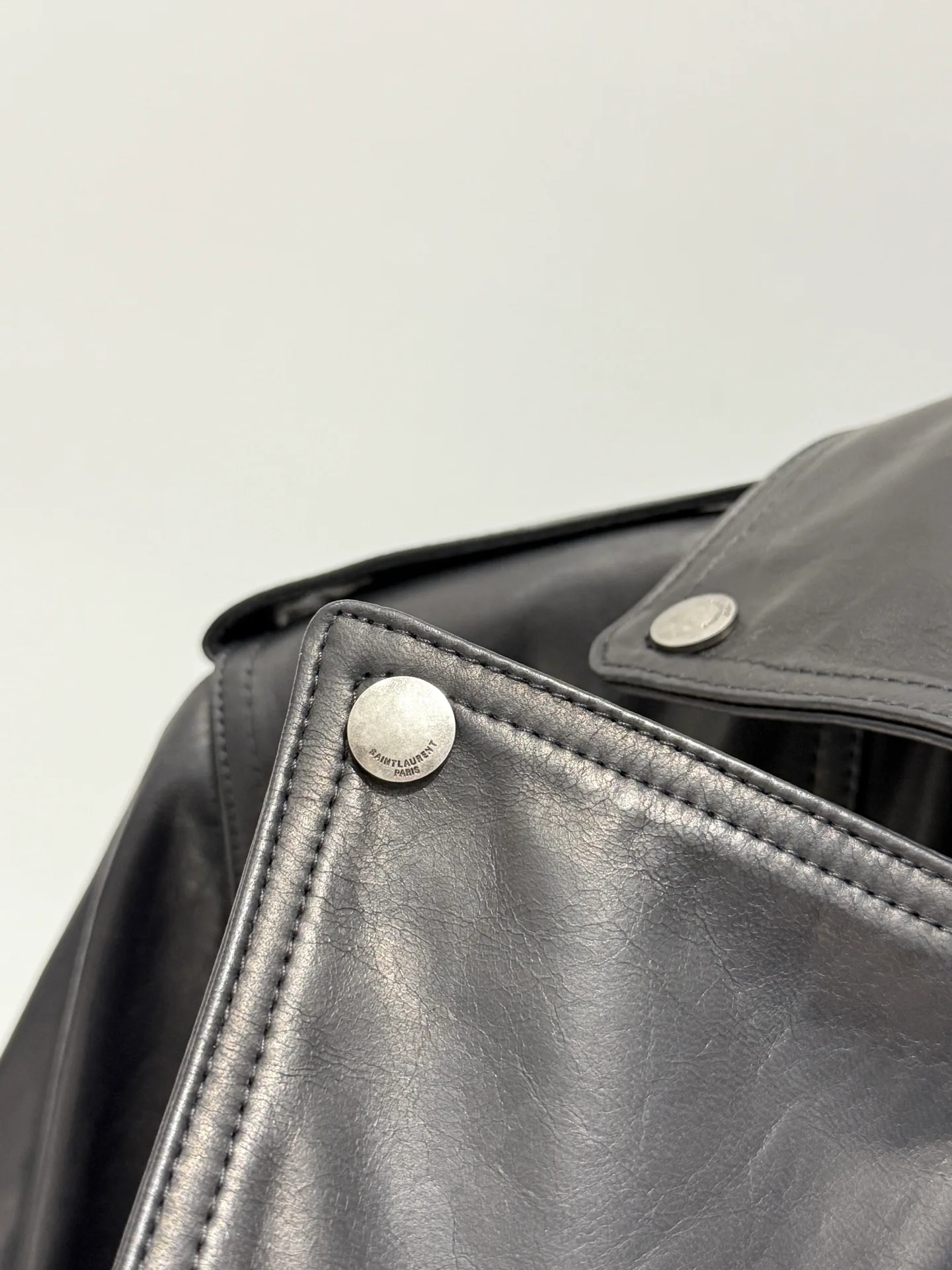 Кожаные Куртки И Дублёнки Женские Saint Laurent 18151065