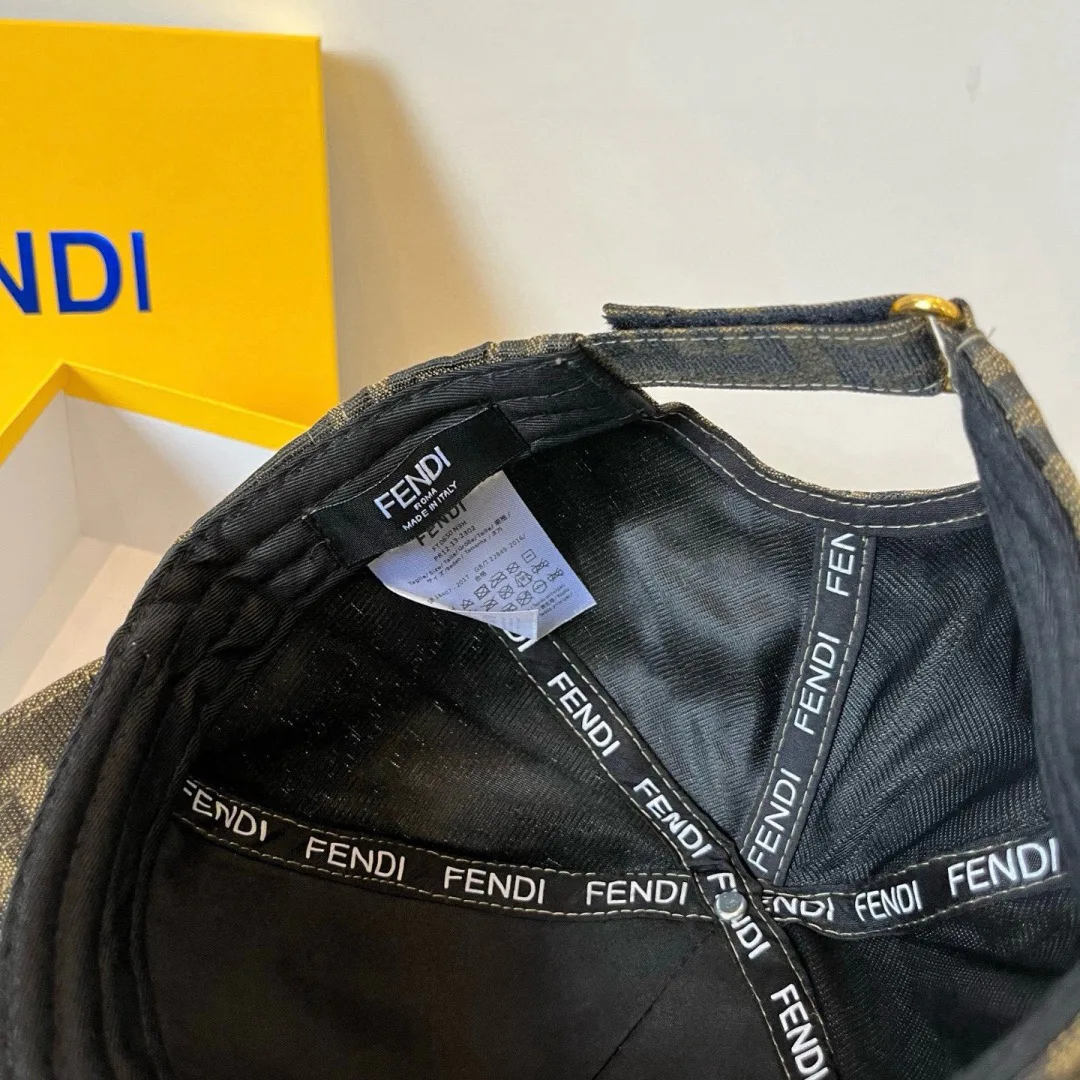 Головные Уборы Fendi 9679837