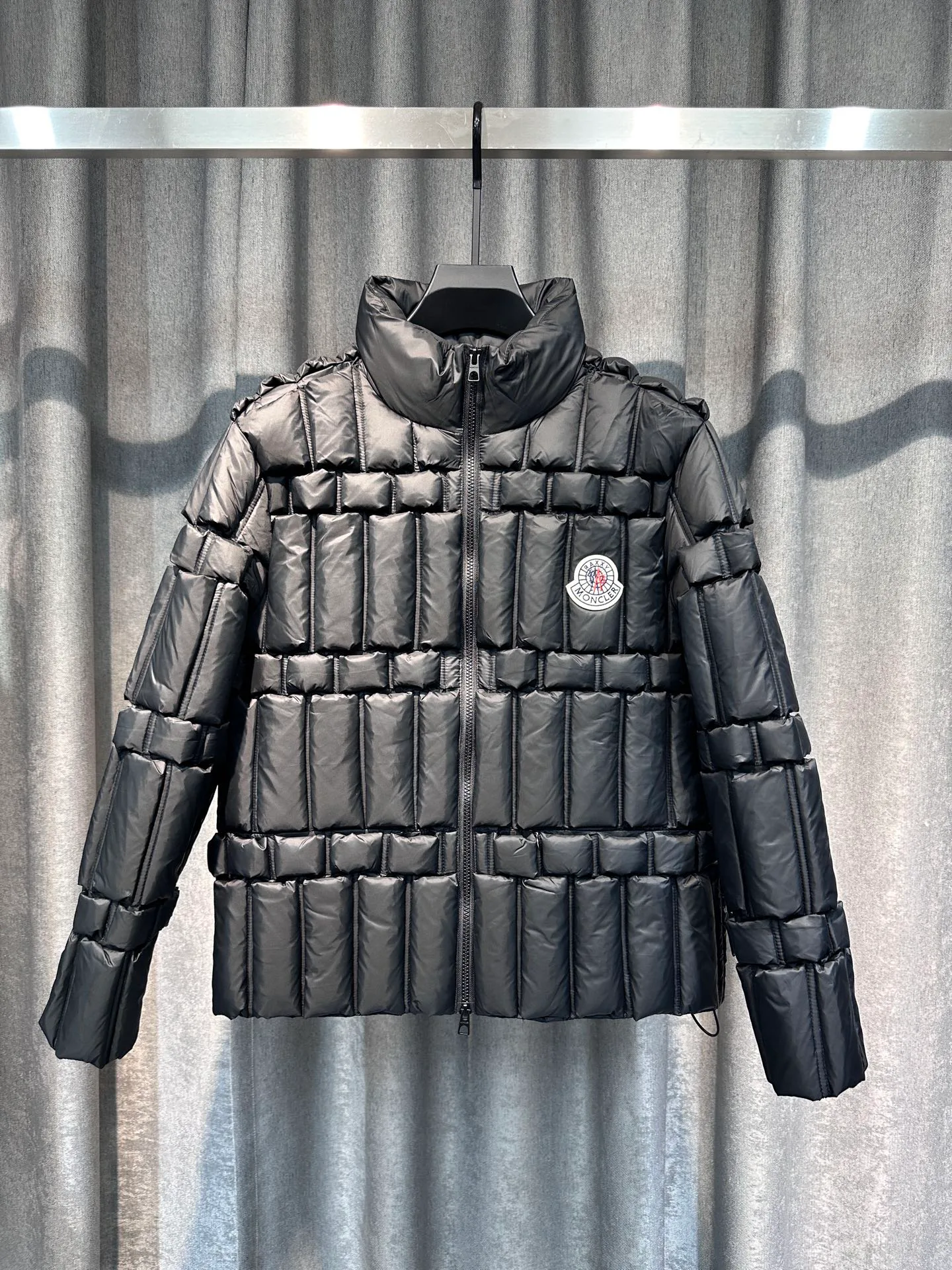 Куртки И Пуховики Женские Moncler 20156035