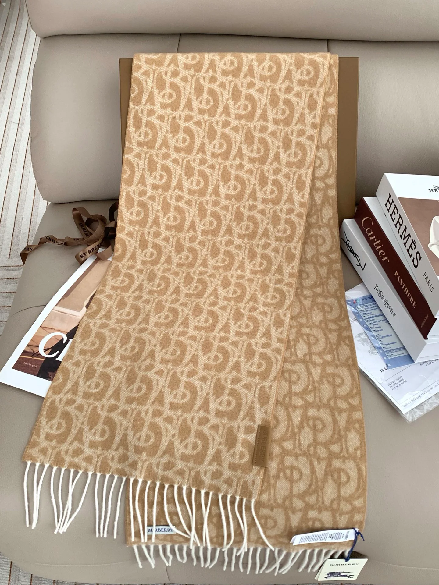 Шарфы Burberry 18222529
