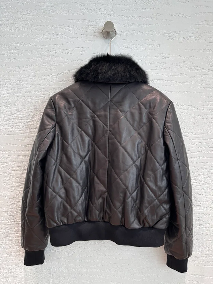 Кожаные Куртки И Дублёнки Женские Chanel 18417964