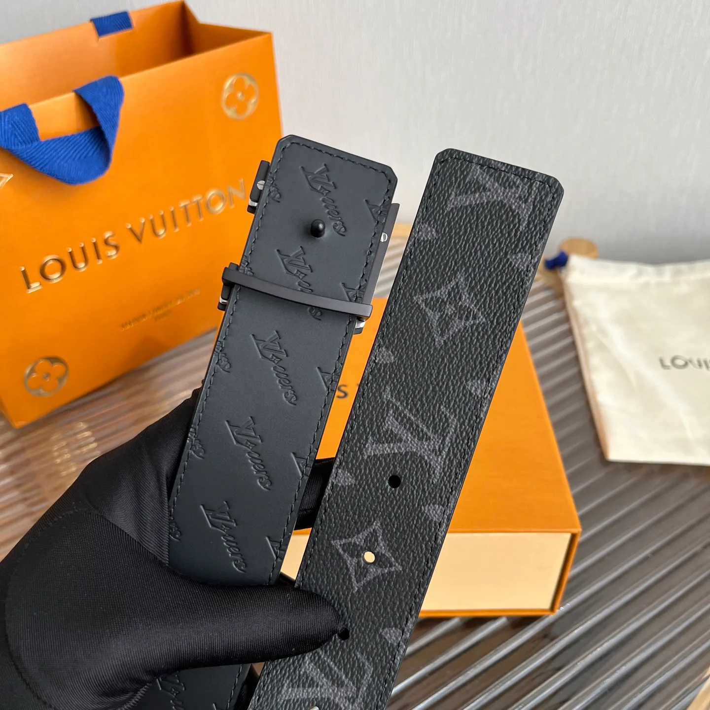 Ремни Louis Vuitton 10399066