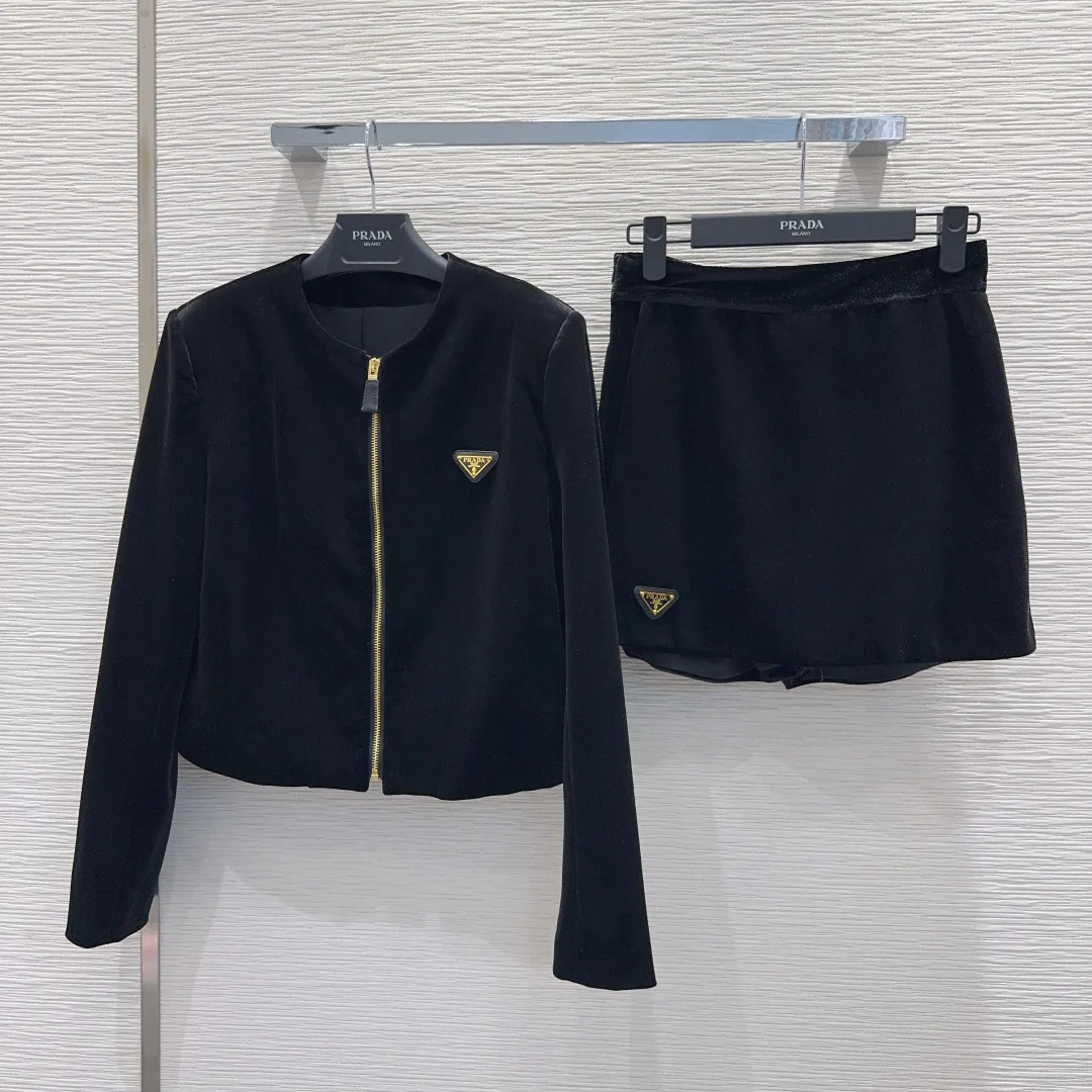 Костюмы Женские Prada 181643