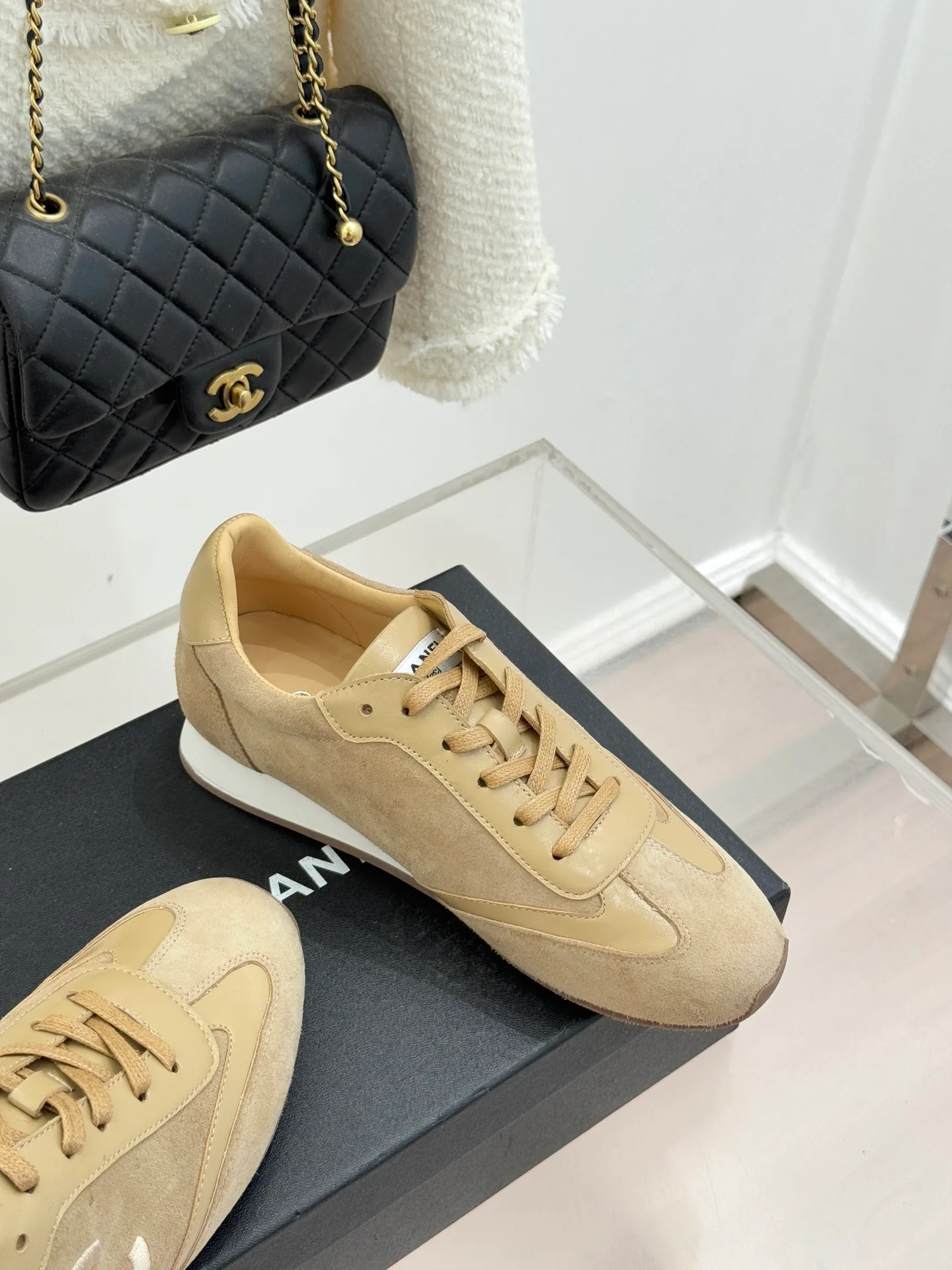 Кроссовки Женские Chanel 5605753