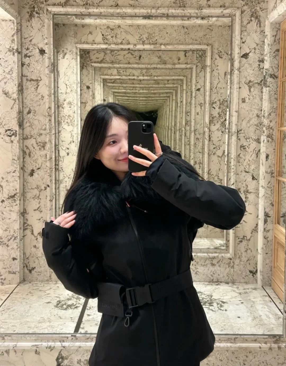 Куртки И Пуховики Женские Moncler 1054257