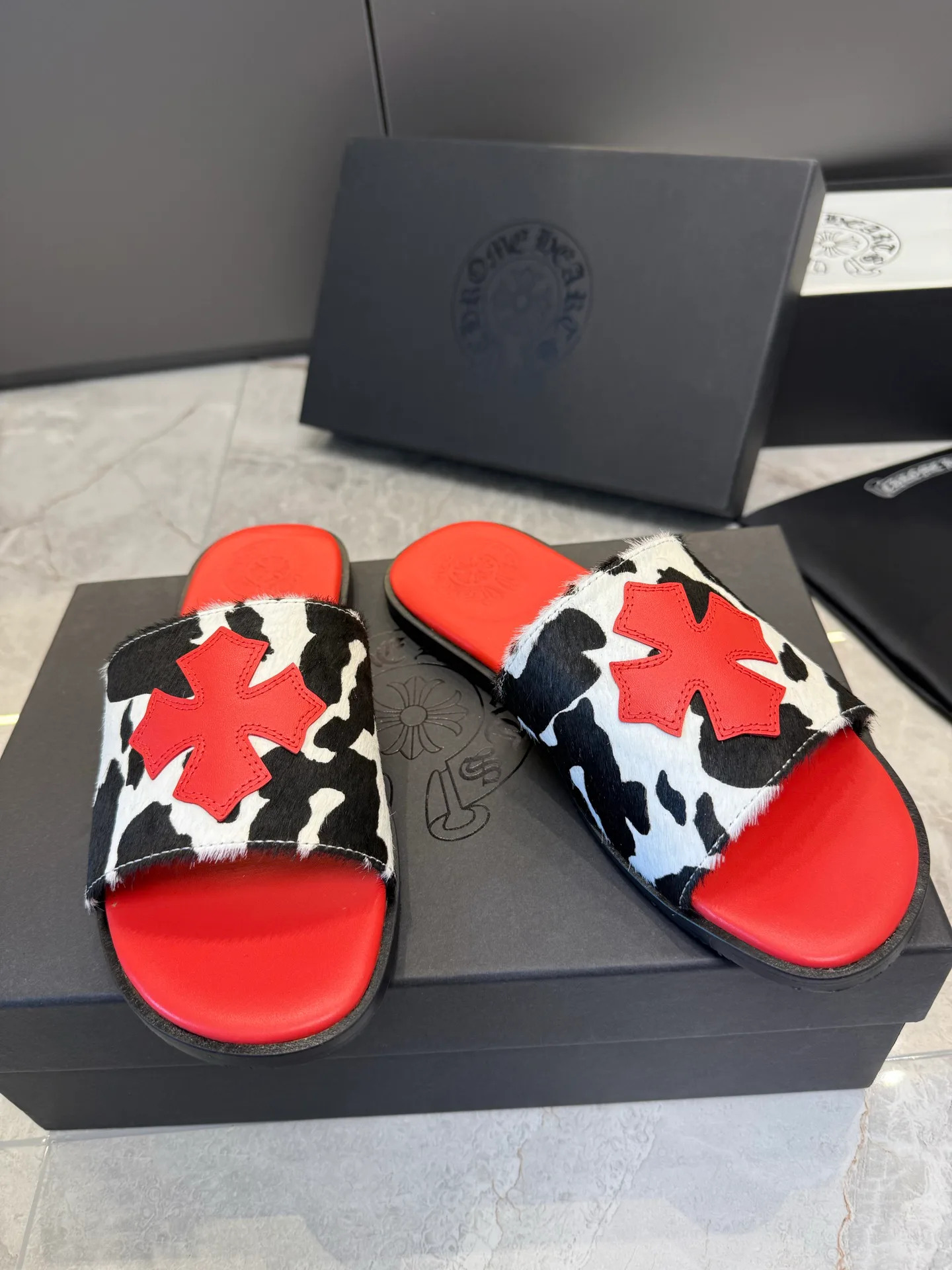 Шлепанцы Женские Chrome Hearts 1225357