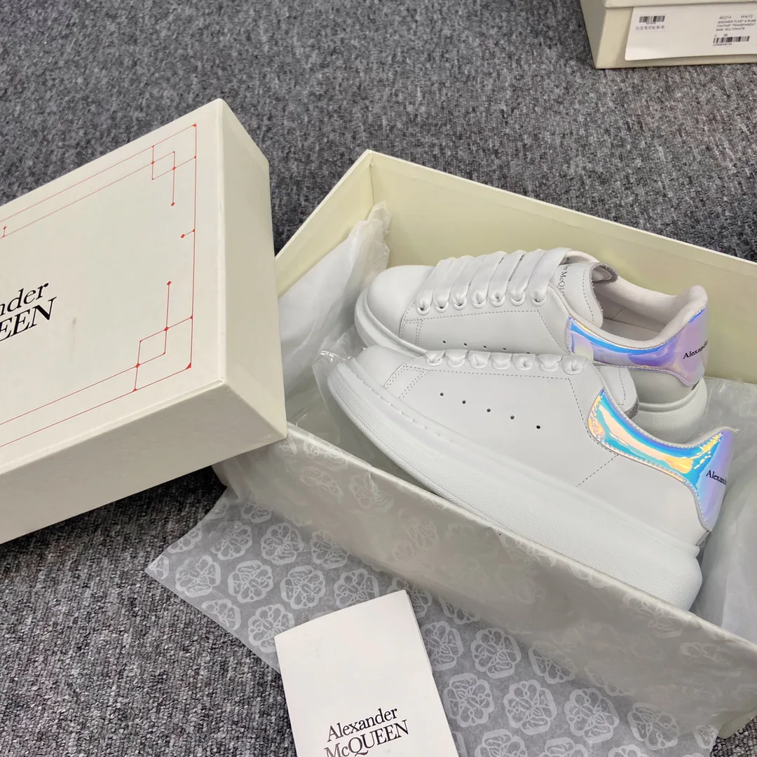 Кроссовки Женские Alexander Mcqueen 17963432