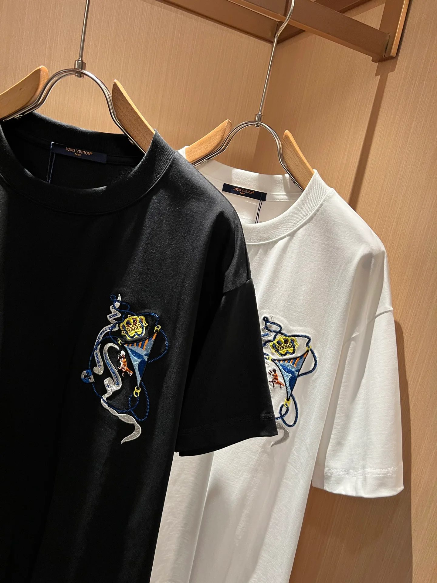 Футболки Женские Louis Vuitton 11952807