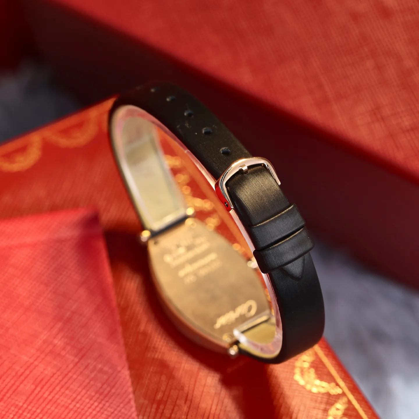 Часы Женские Cartier 11696038