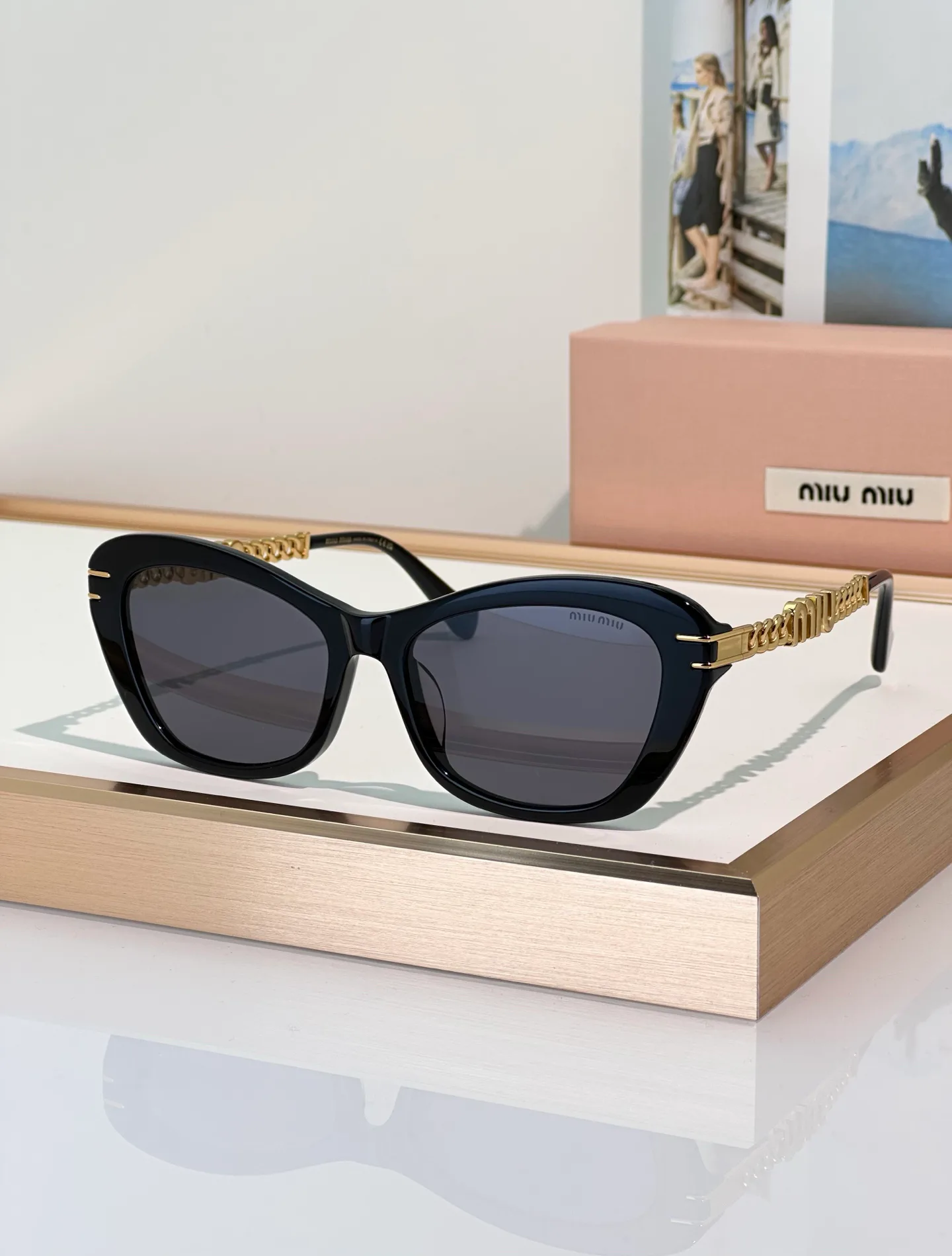 Очки Miu Miu 12959416