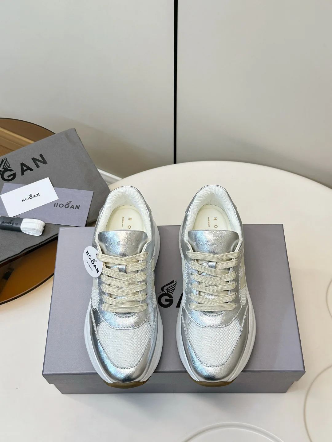 Кроссовки Женские Hogan 12835312