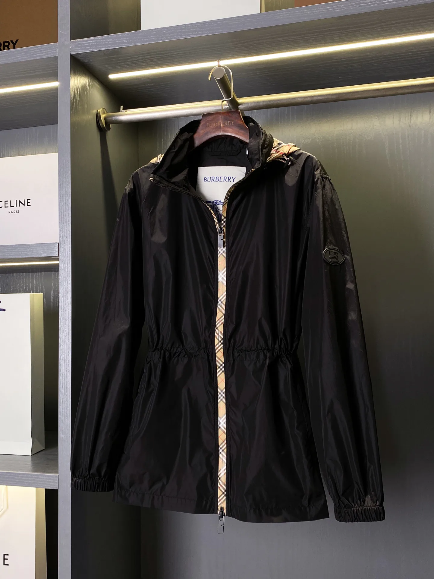 Куртки И Пуховики Женские Burberry 12778565