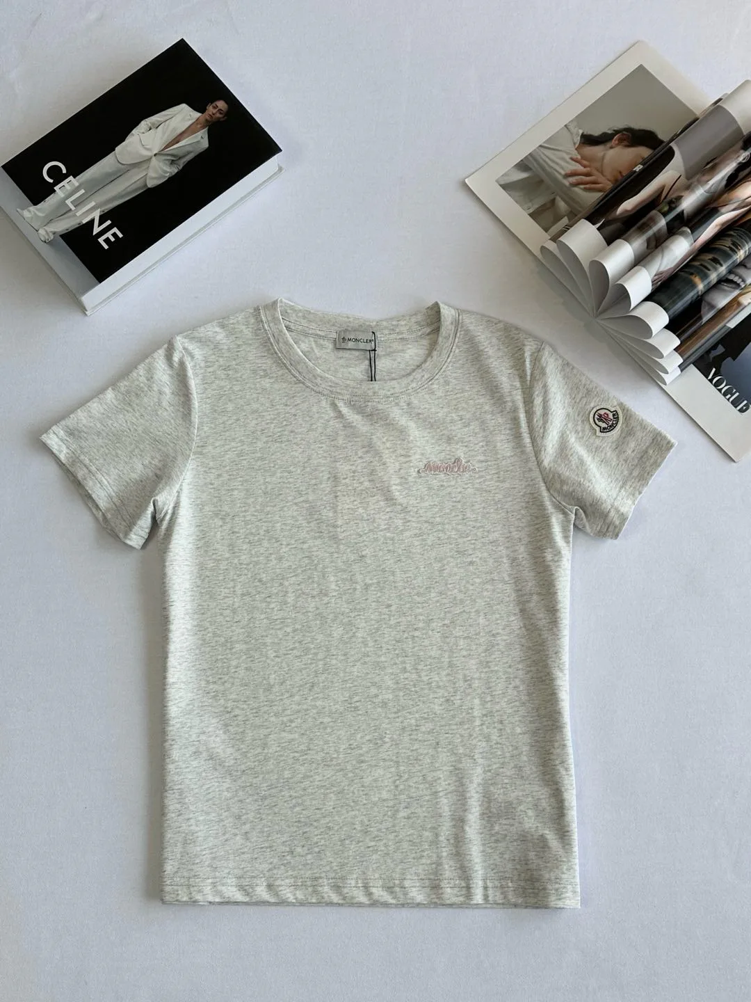 Футболки Женские Moncler 1643247