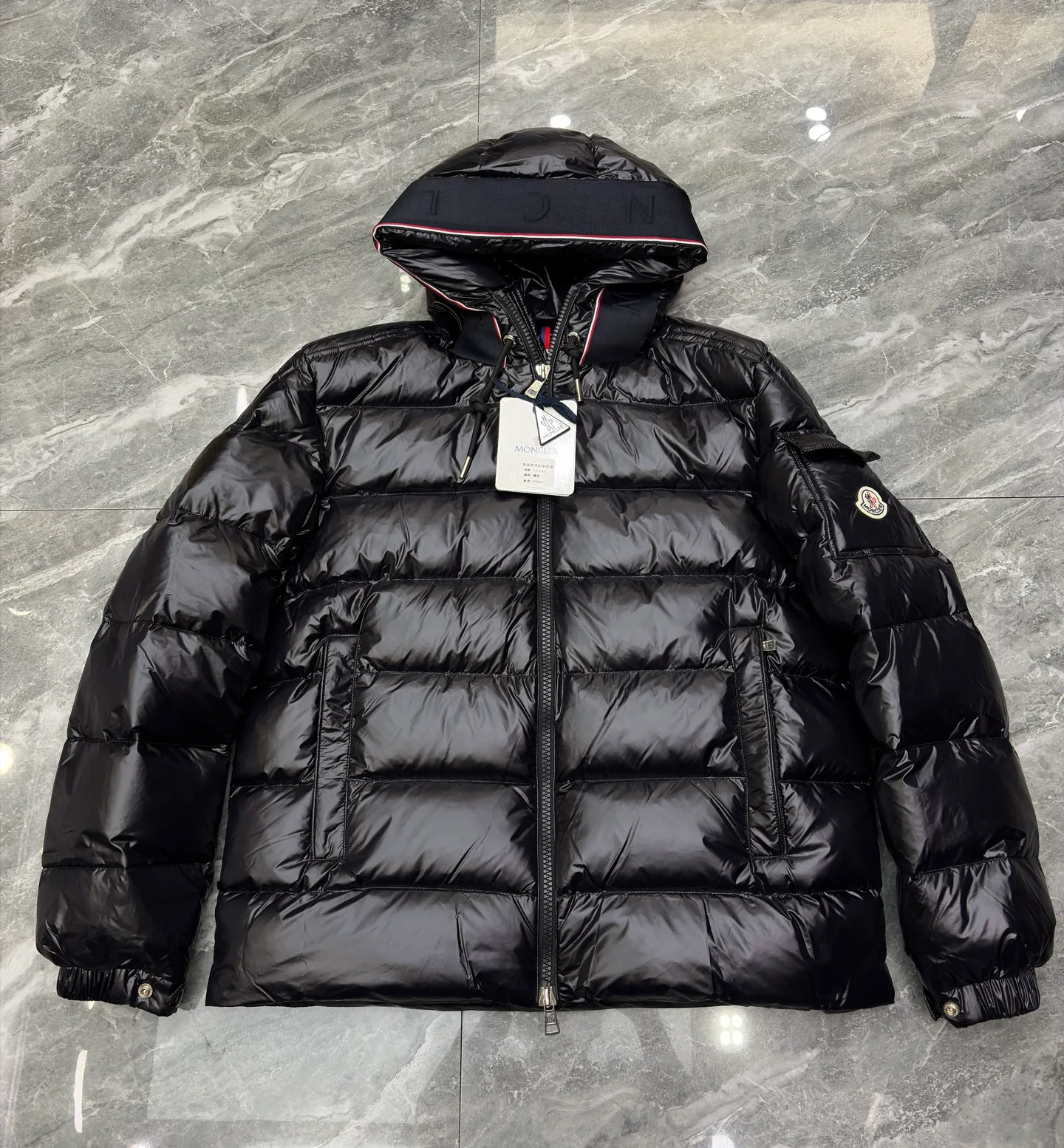 Куртки И Пуховики Мужские Moncler 17568680