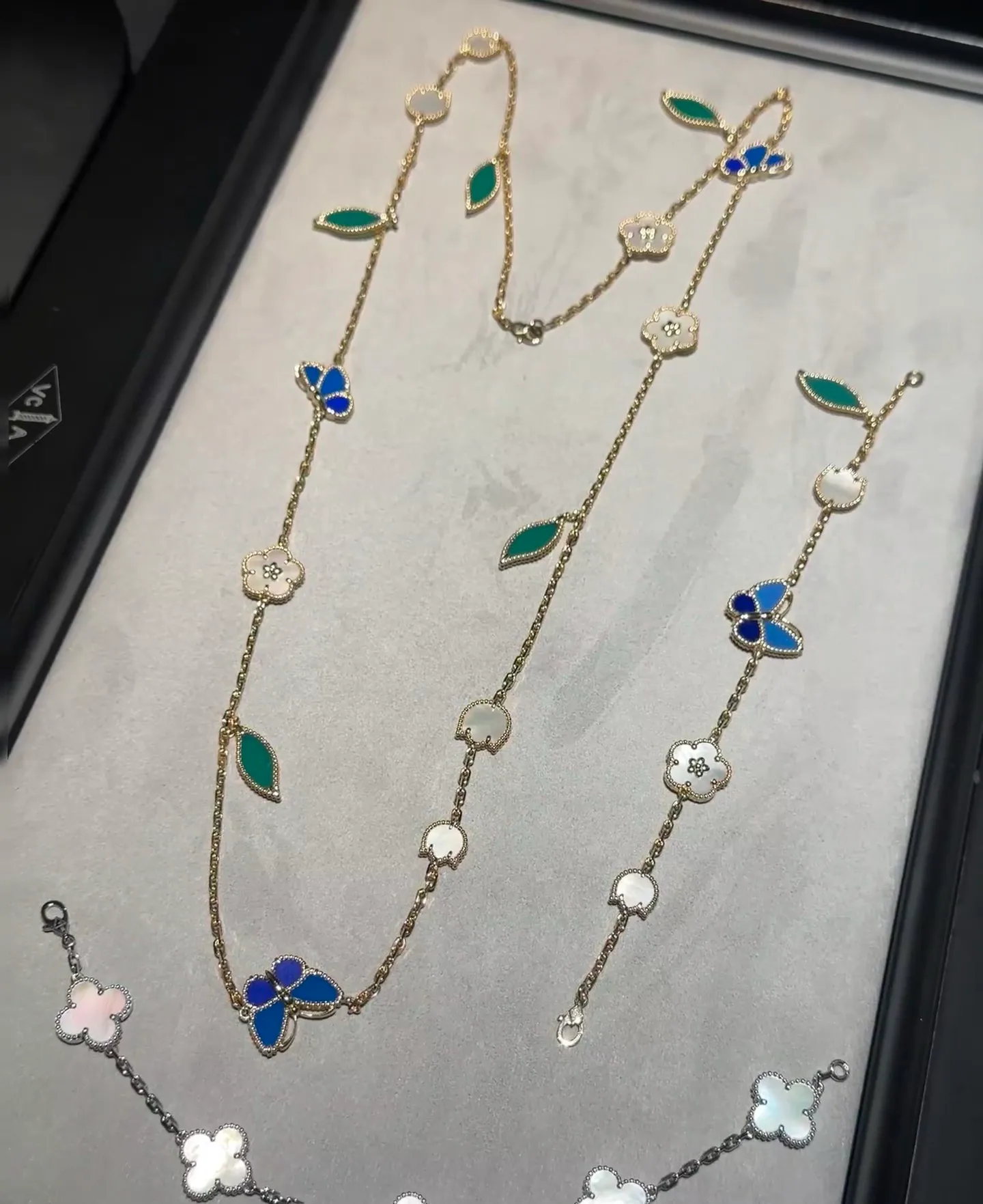 Бижутерия Van Cleef & Arpels 13600883