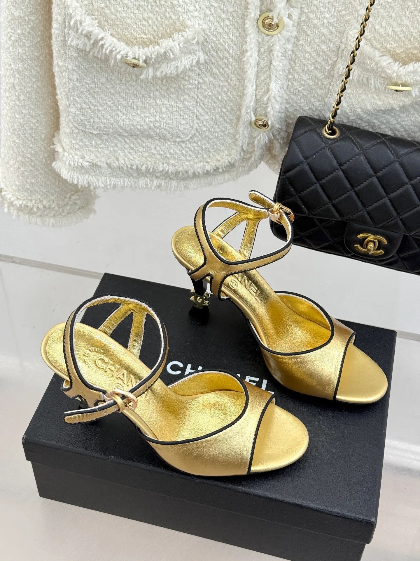 Босоножки Женские Chanel 11642190