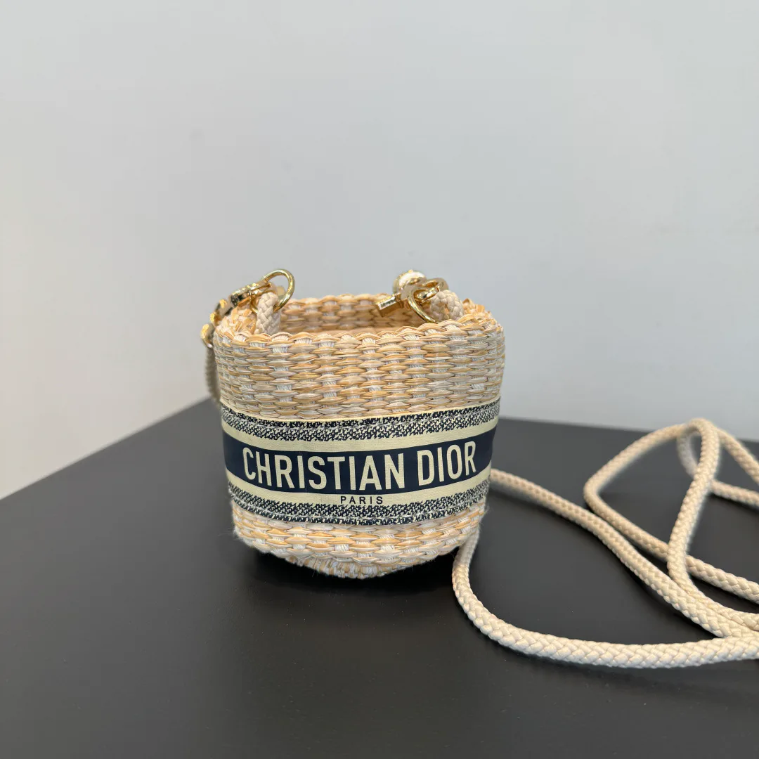 Сумки На Ремне Женские Christian Dior 12764996