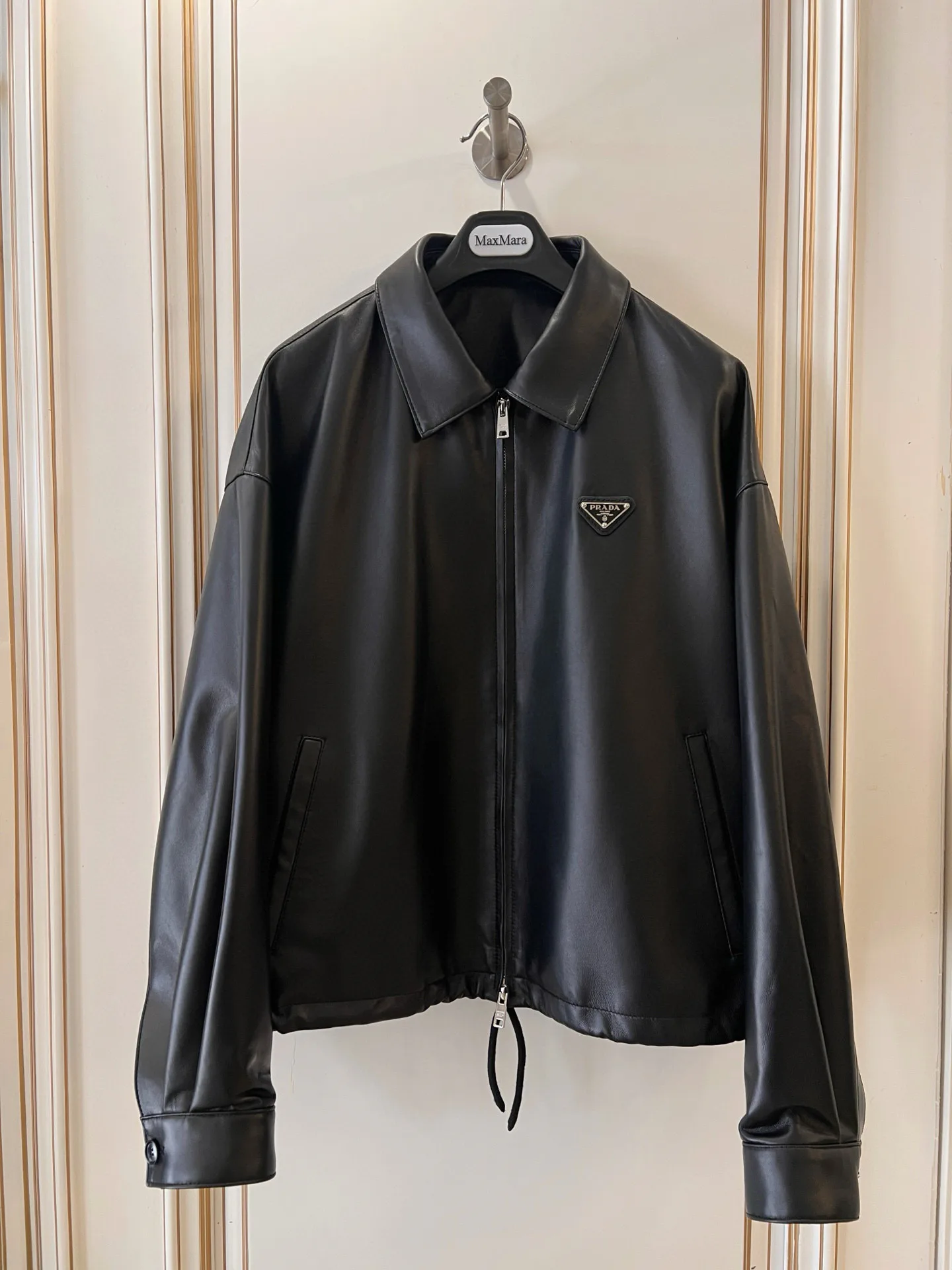 Кожаные Куртки И Дублёнки Женские Prada 11686143