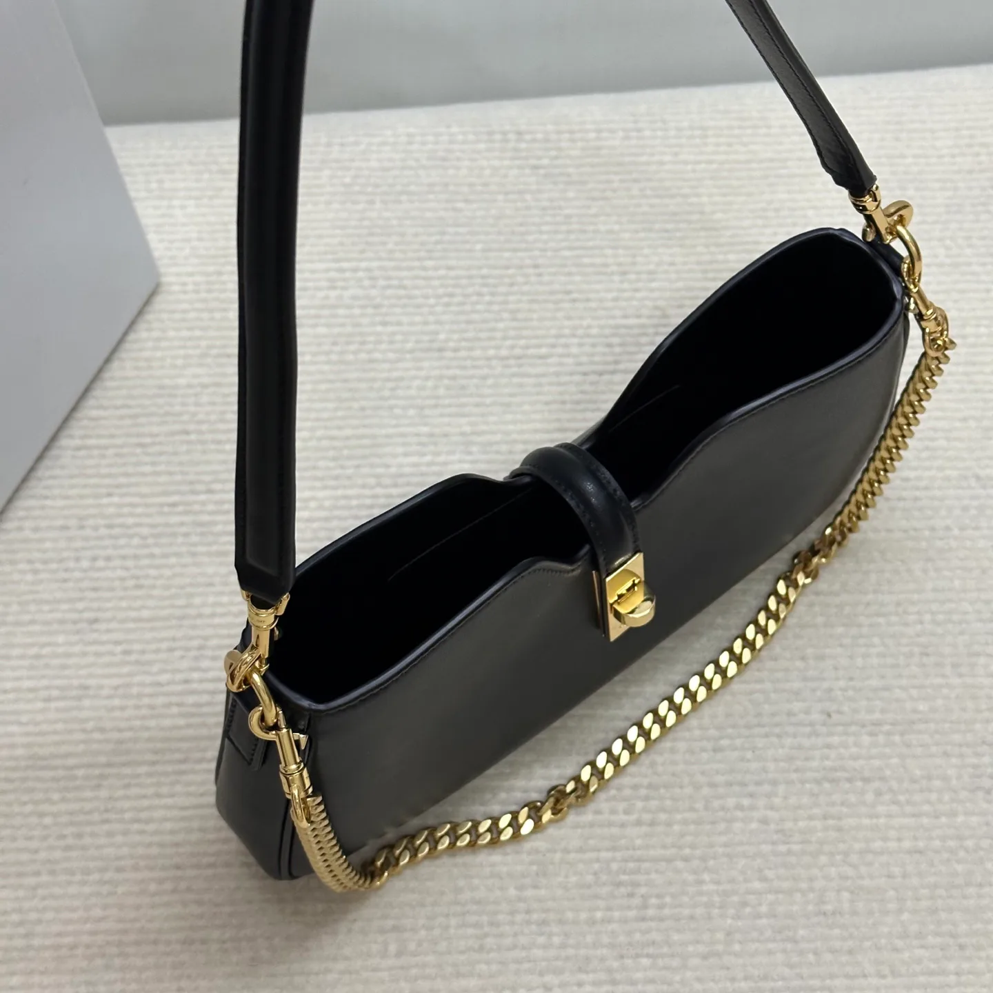 Классические Сумки Женские Celine 11512161