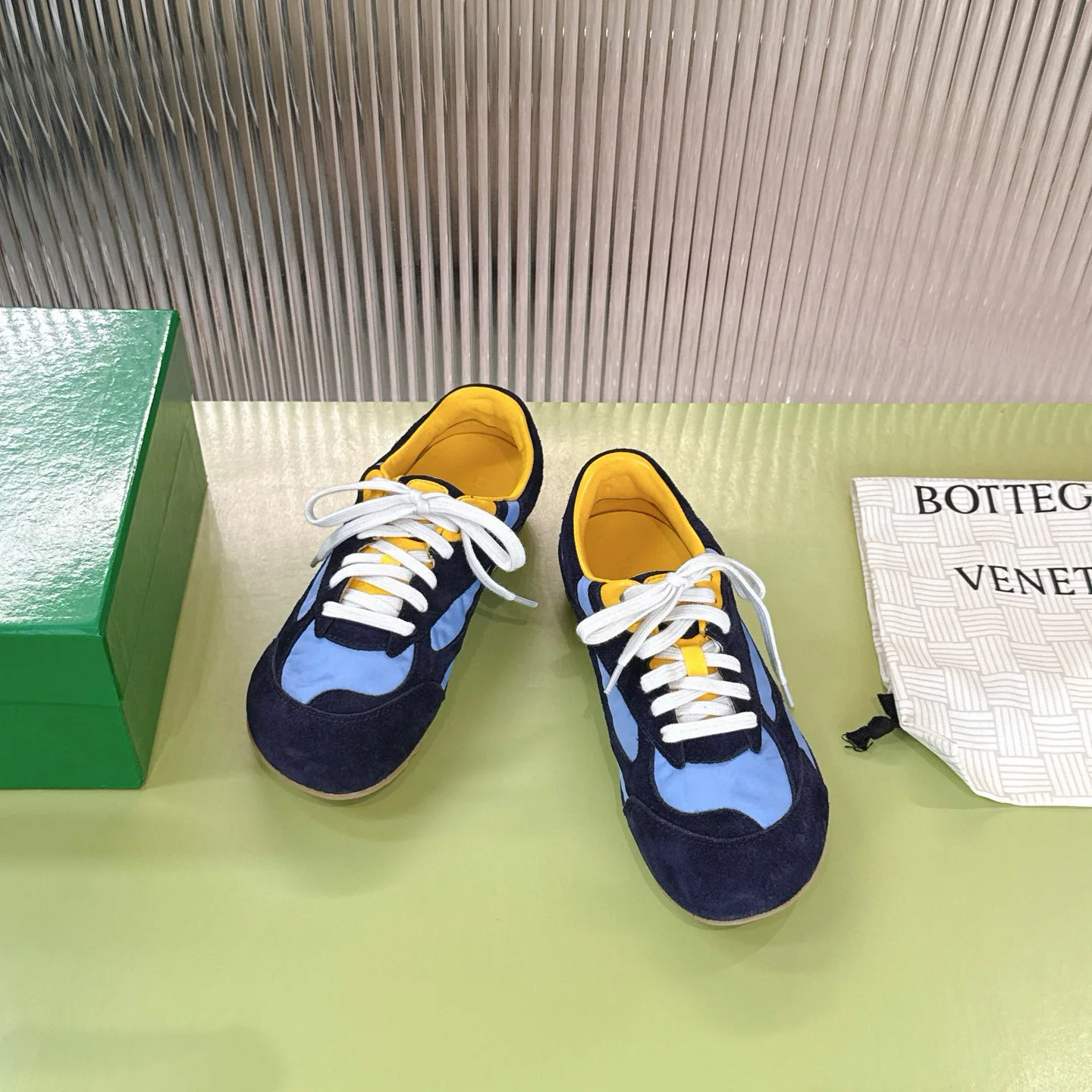 Кроссовки Женские Bottega Veneta 109618