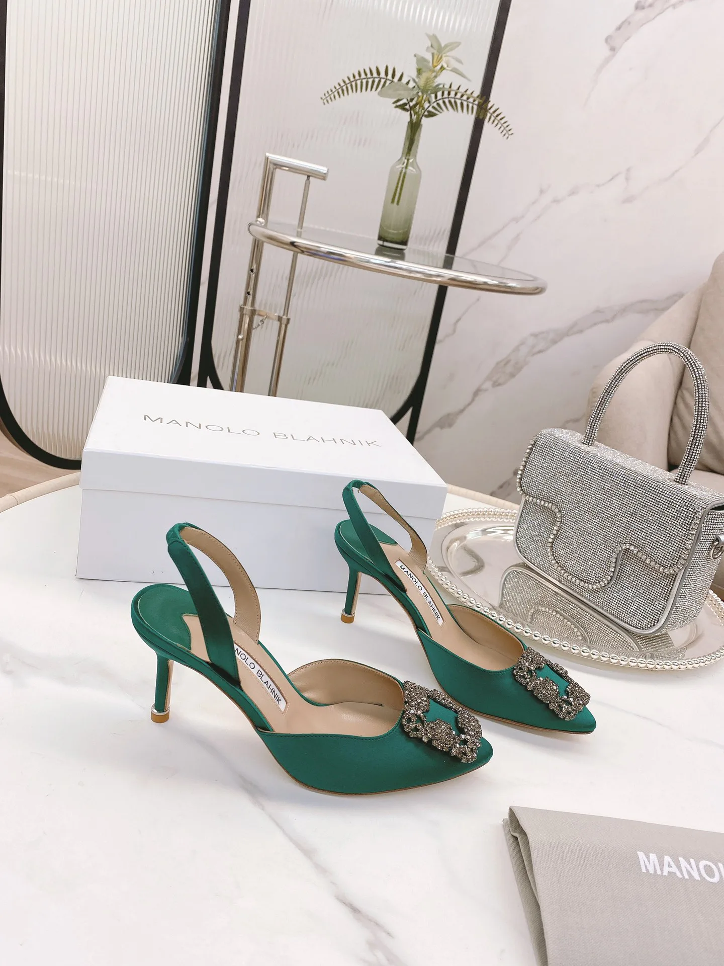 Туфли Женские Manolo Blahnik 18482413