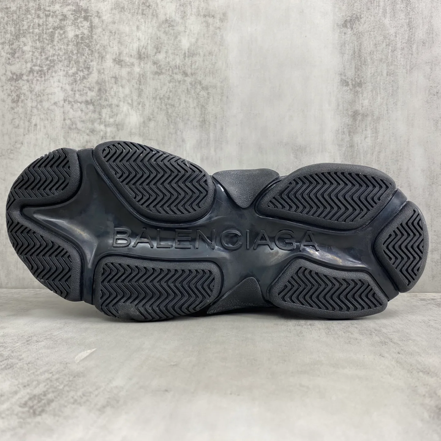 Кроссовки Женские Balenciaga 11216247