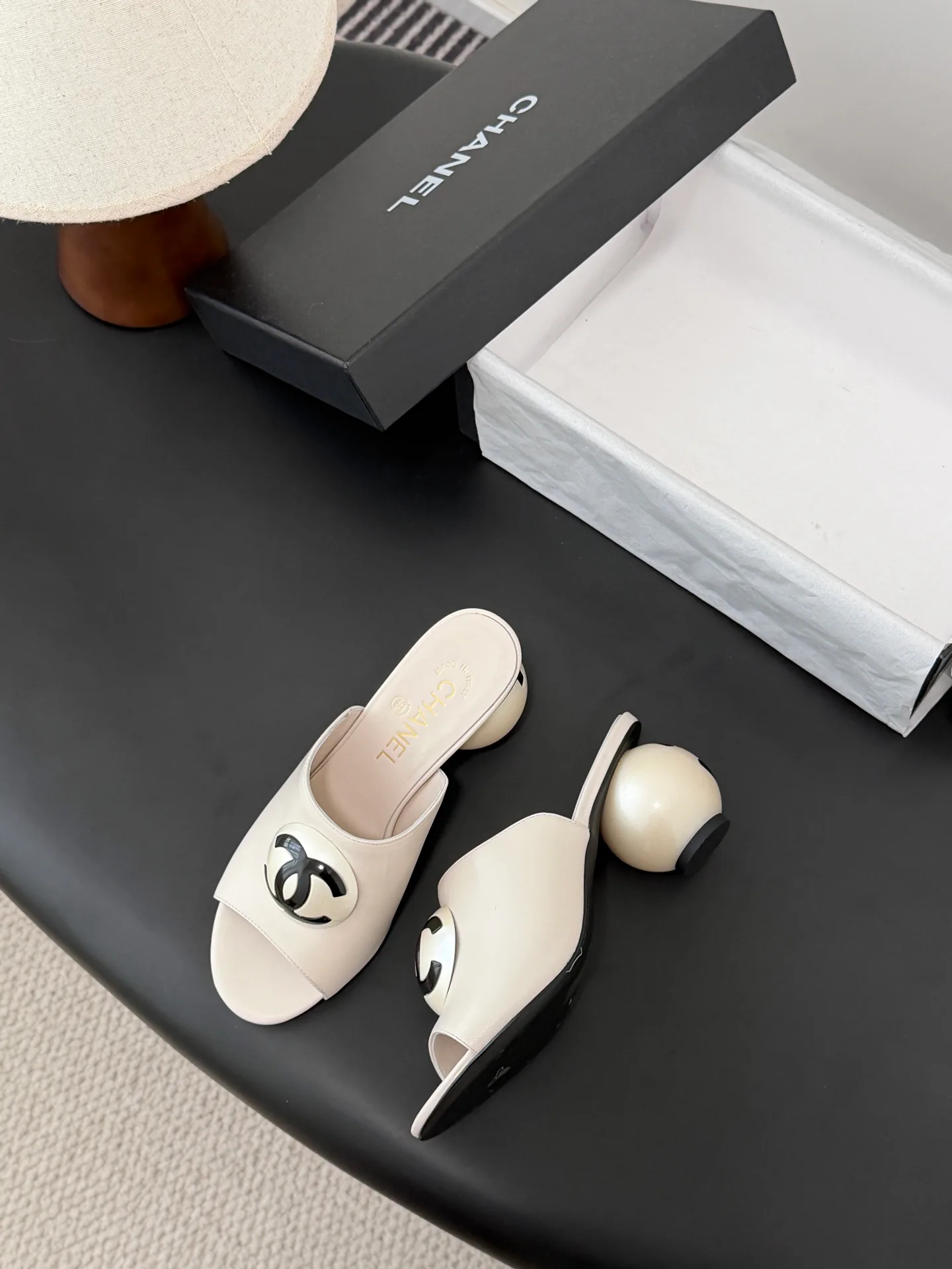 Босоножки Женские Chanel 10997487