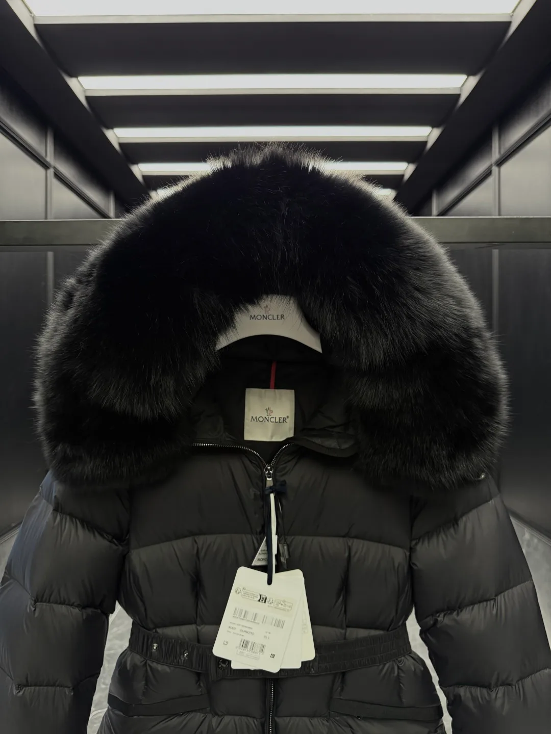 Куртки И Пуховики Женские Moncler 19889830
