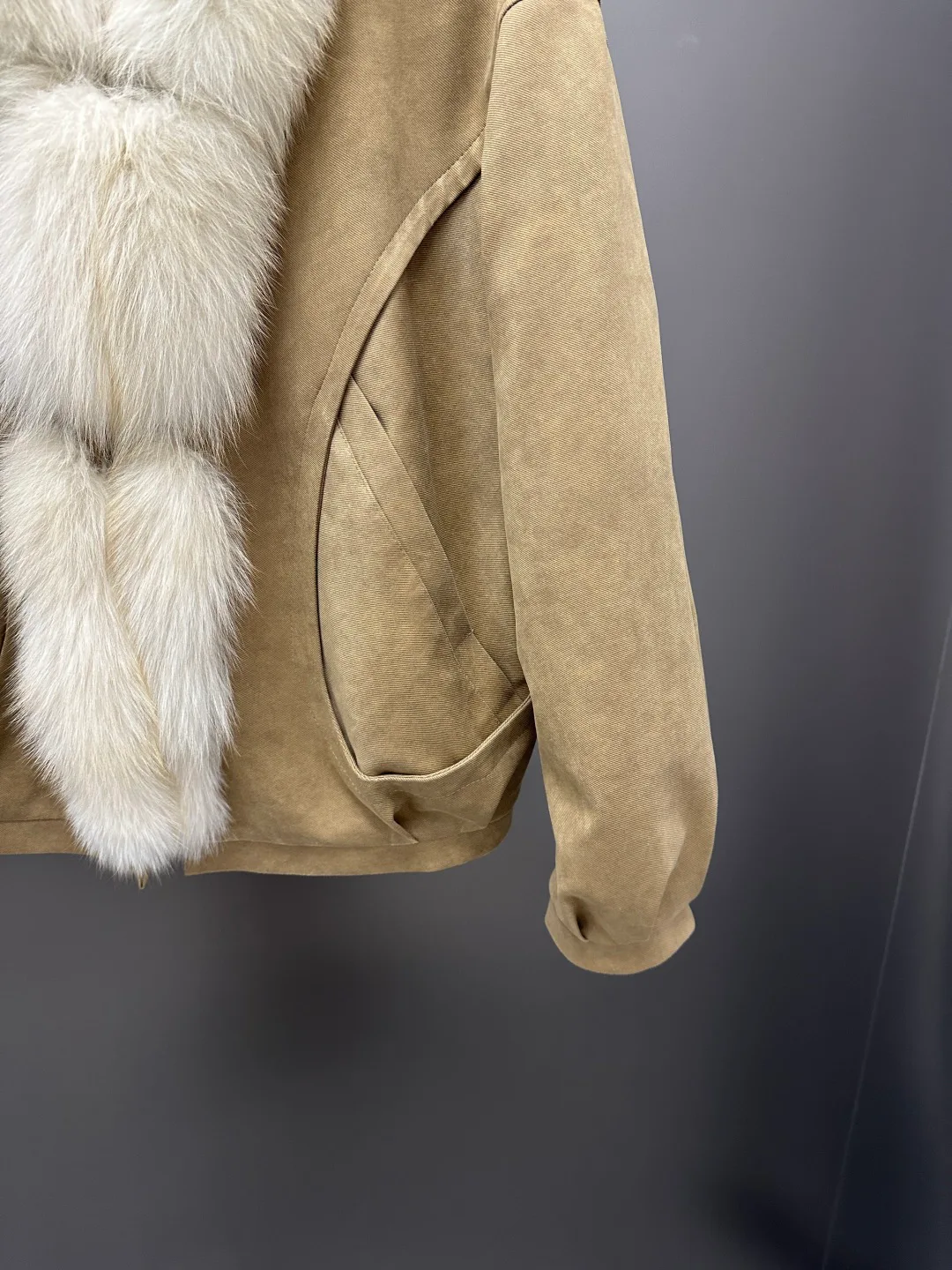 Куртки И Пуховики Женские Max Mara 18702439