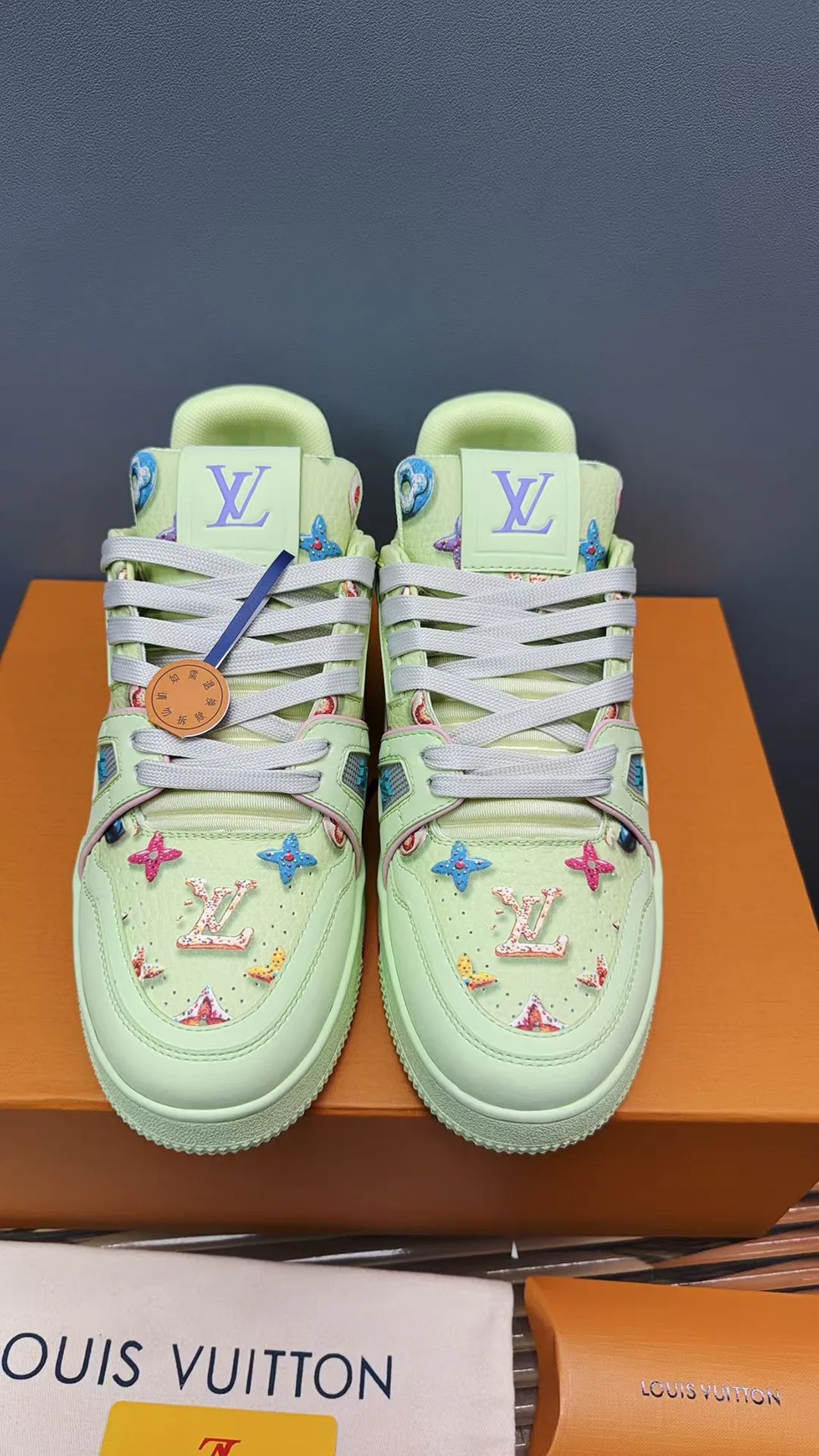 Кроссовки Женские Louis Vuitton 8979825
