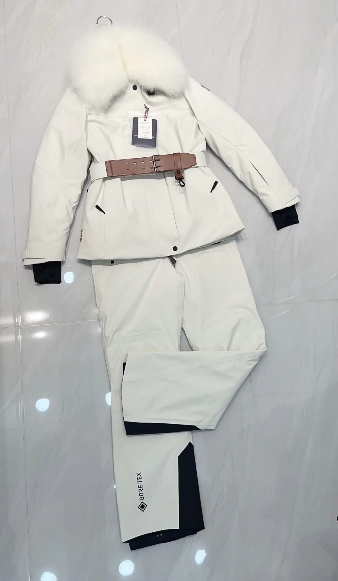 Куртки И Пуховики Женские Moncler 18710241