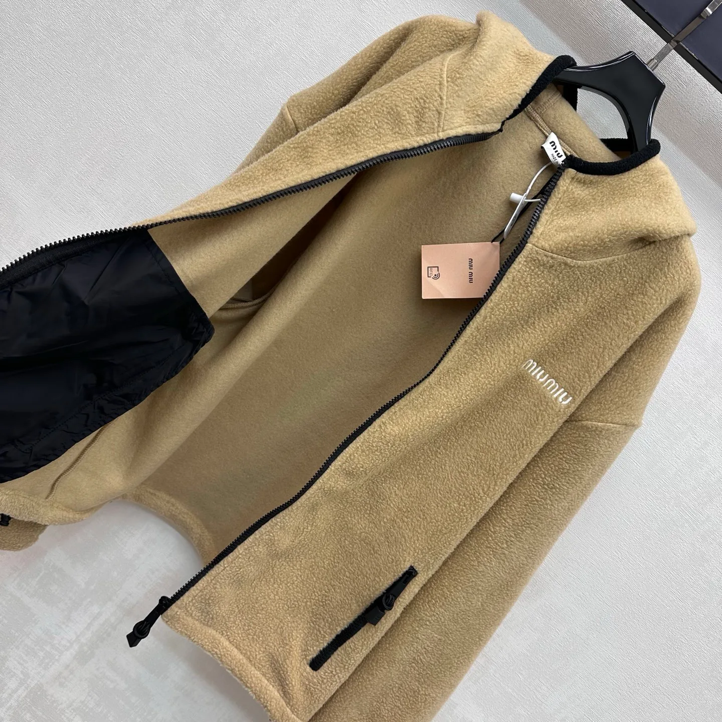 Куртки И Пуховики Женские Miu Miu 18529697