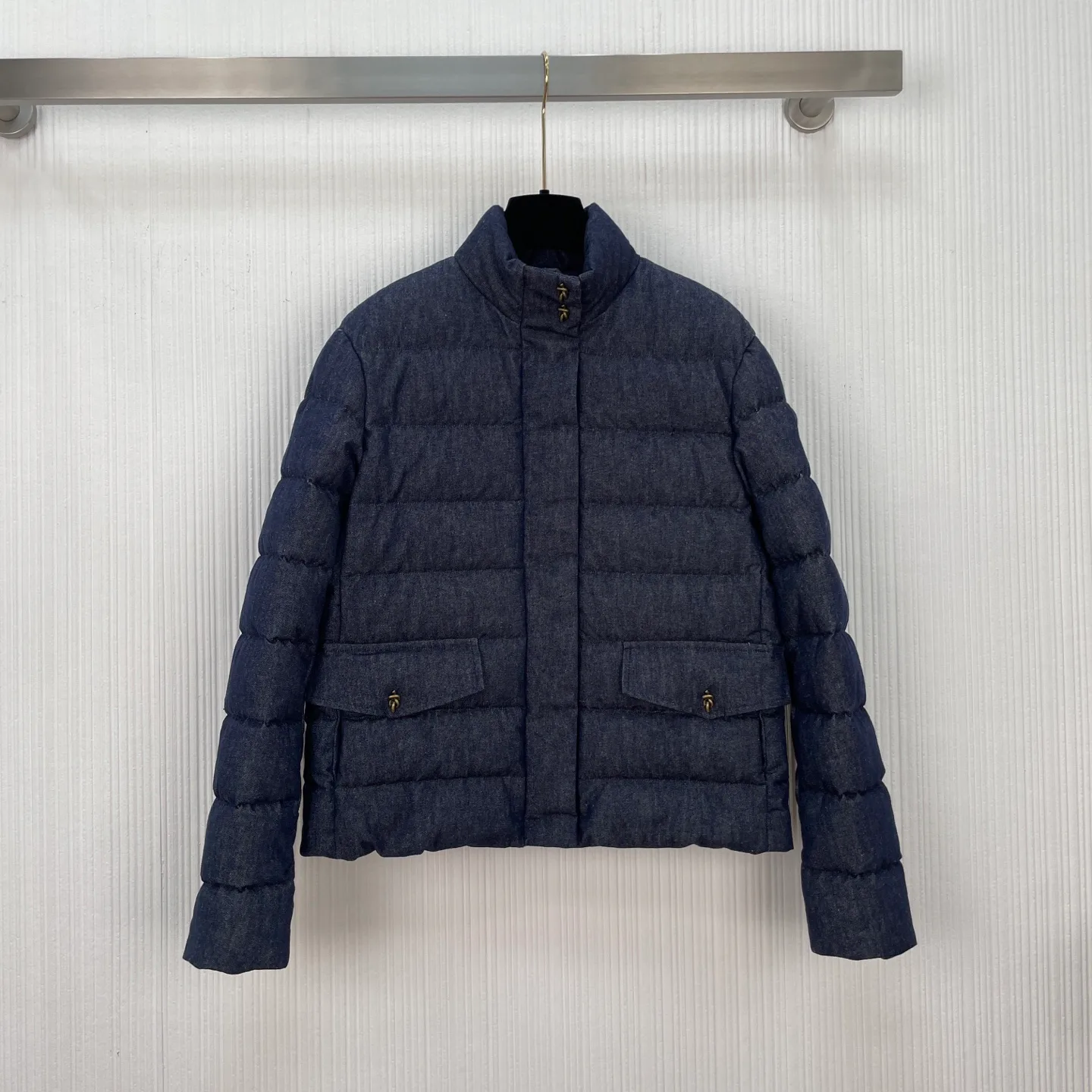 Куртки И Пуховики Женские Moncler 18952149