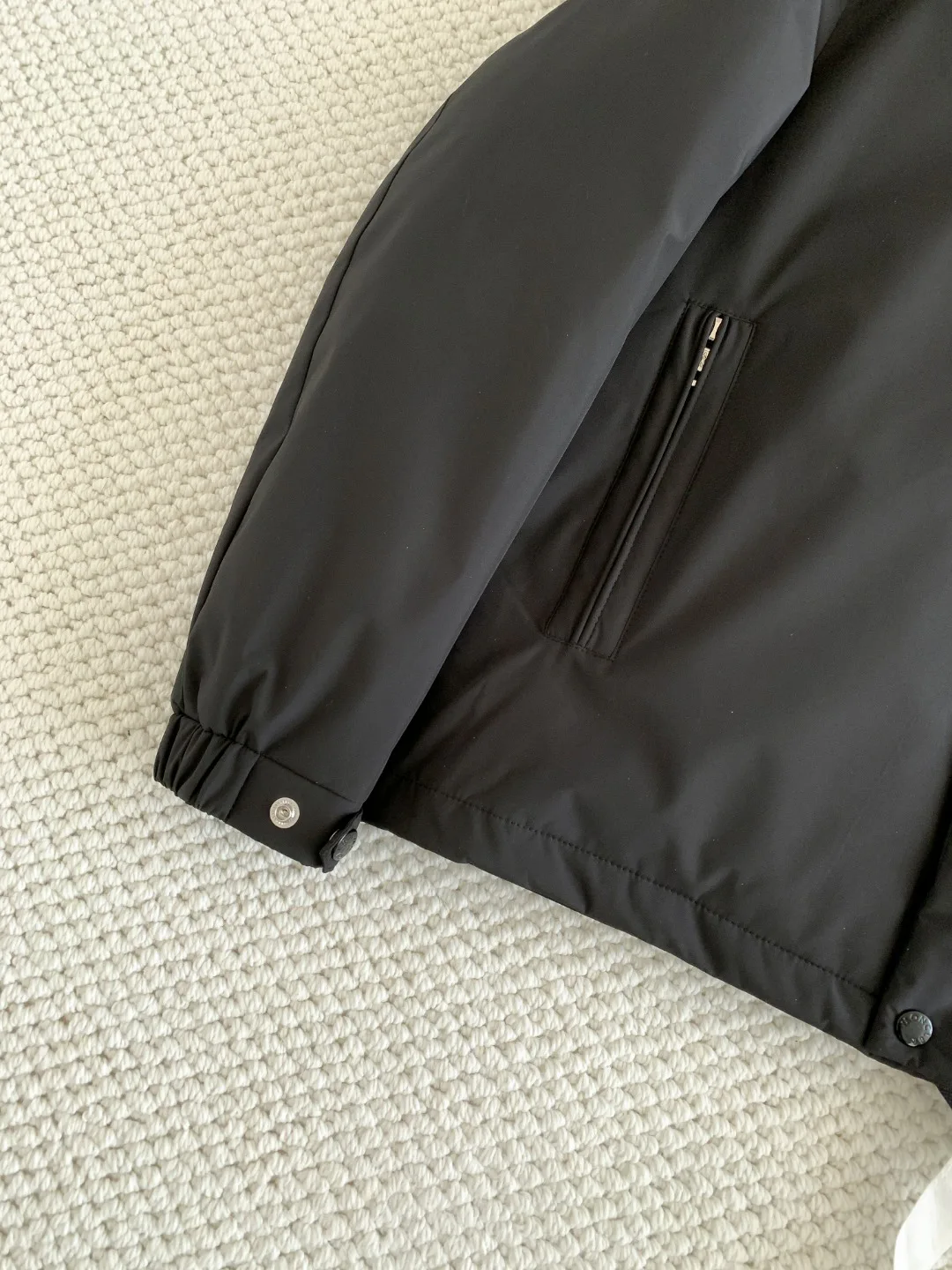 Куртки И Пуховики Мужские Moncler 1270863