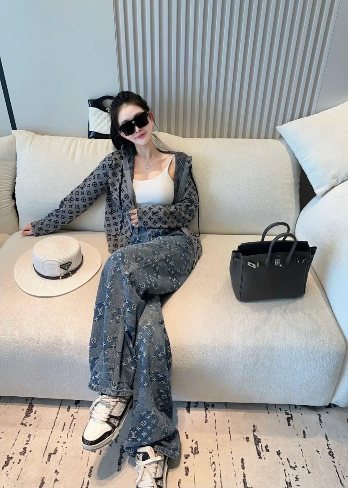 Джинсы Женские Louis Vuitton 5051028