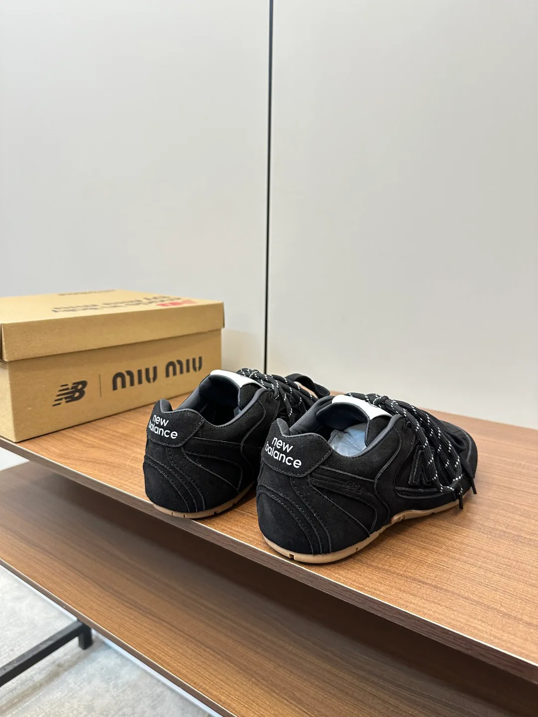 Кроссовки Женские New Balance 26299