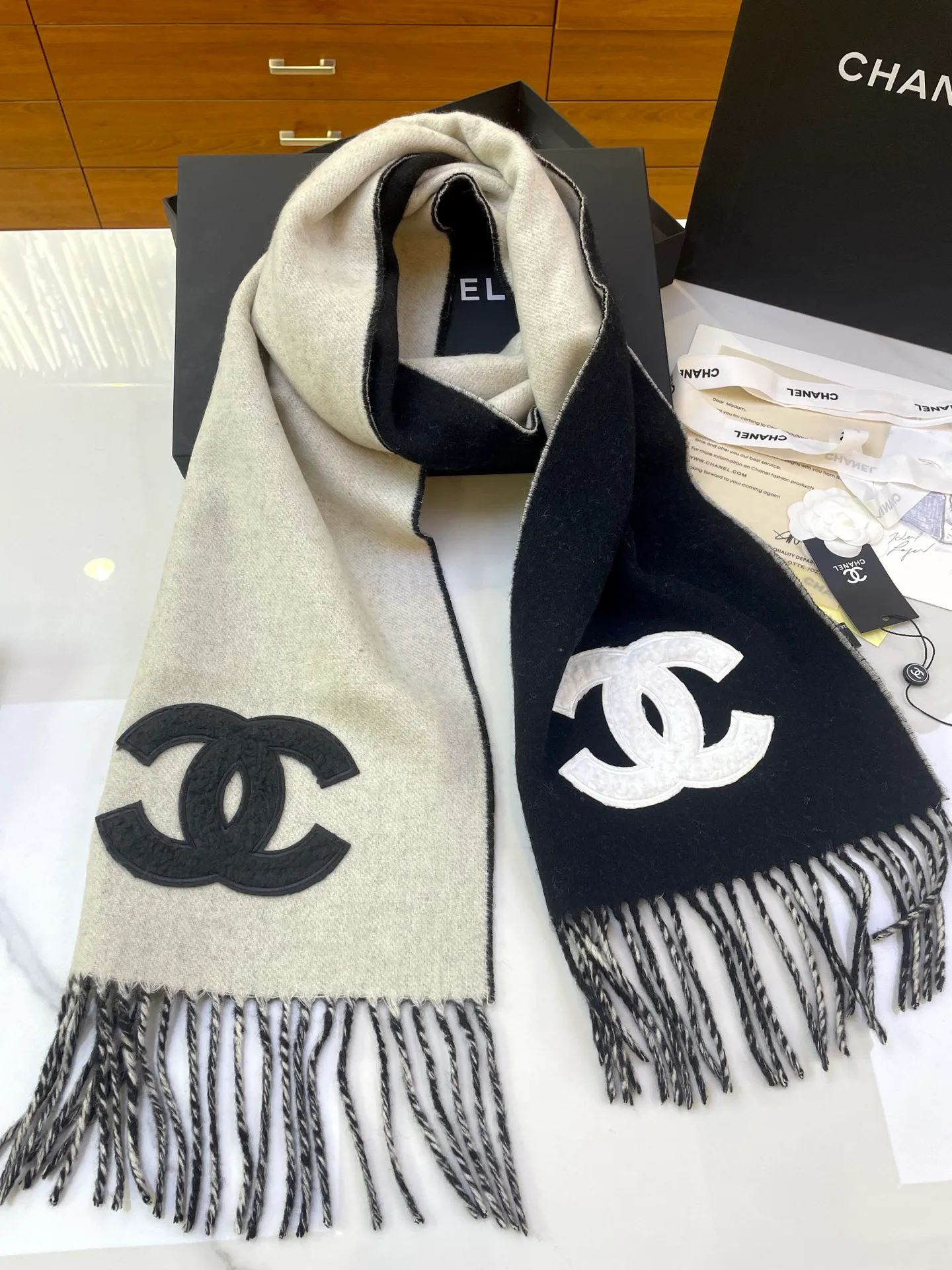 Шарфы Chanel 210213