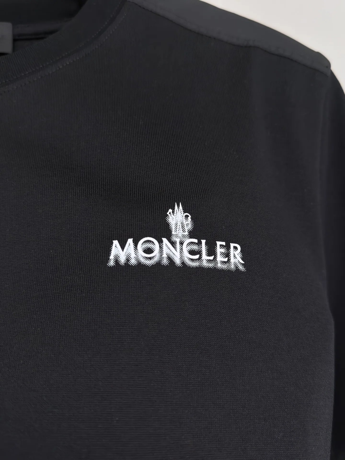 Футболки Мужские Moncler 13137570
