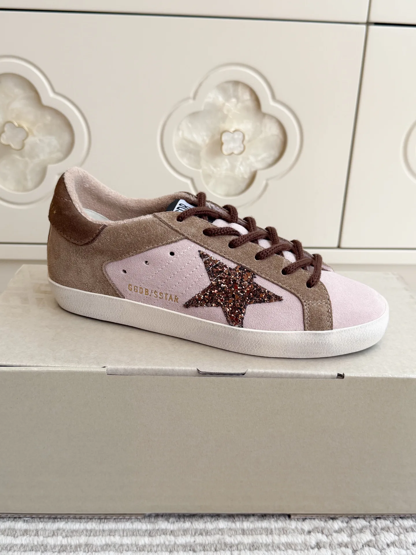 Кроссовки Женские Golden Goose 18360503