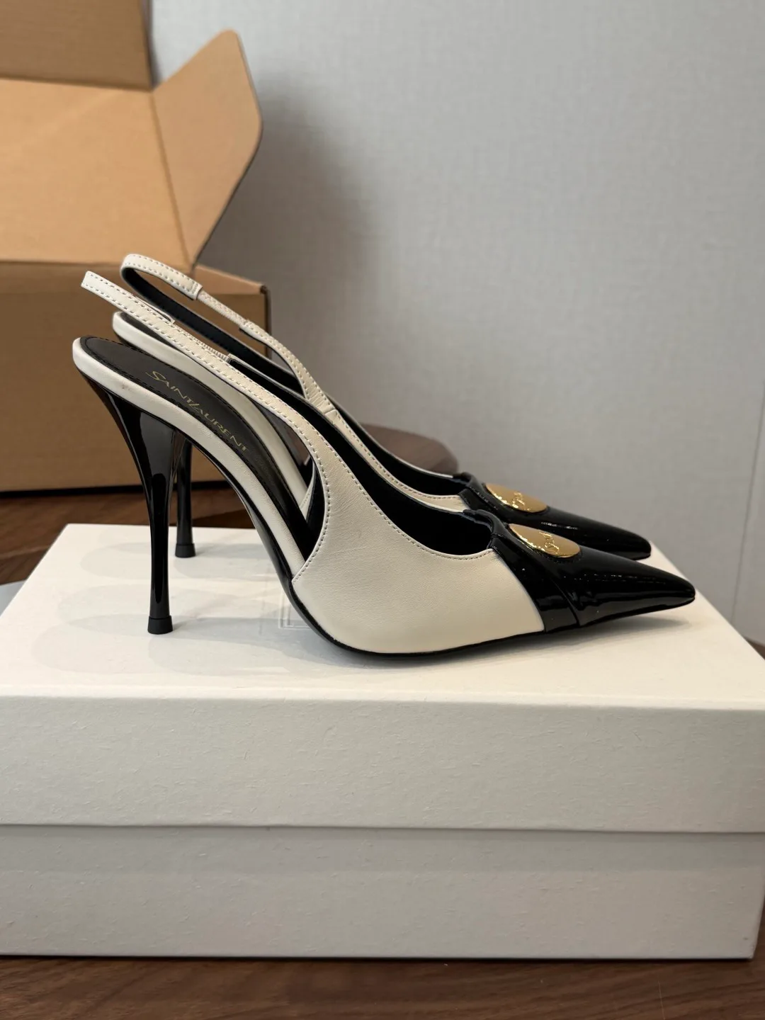 Туфли Женские Saint Laurent 17657645