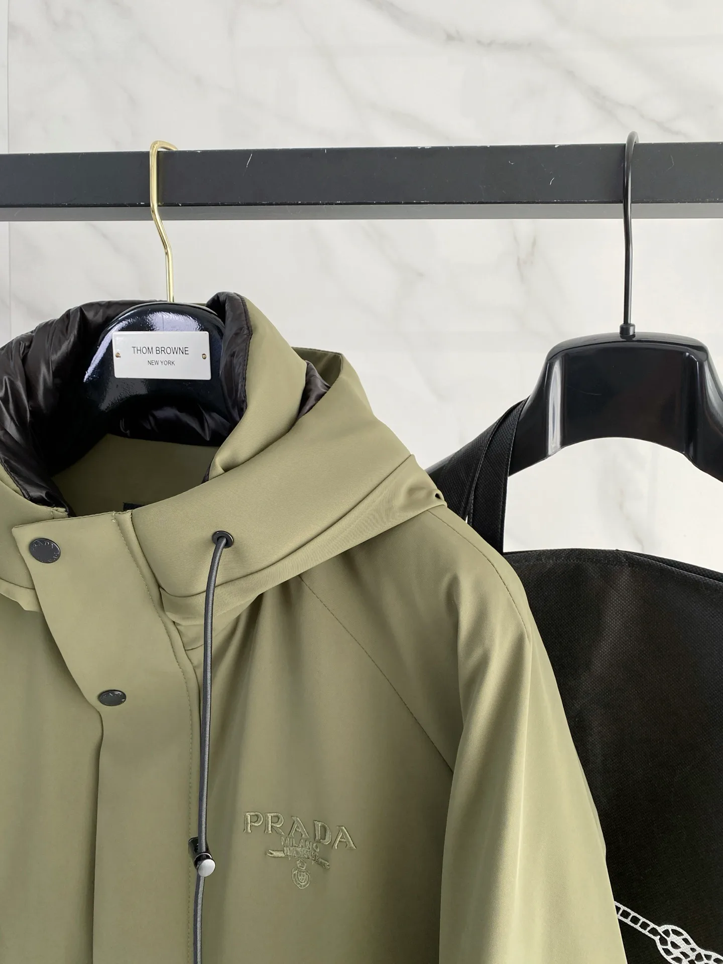 Куртки И Пуховики Женские Prada 382014