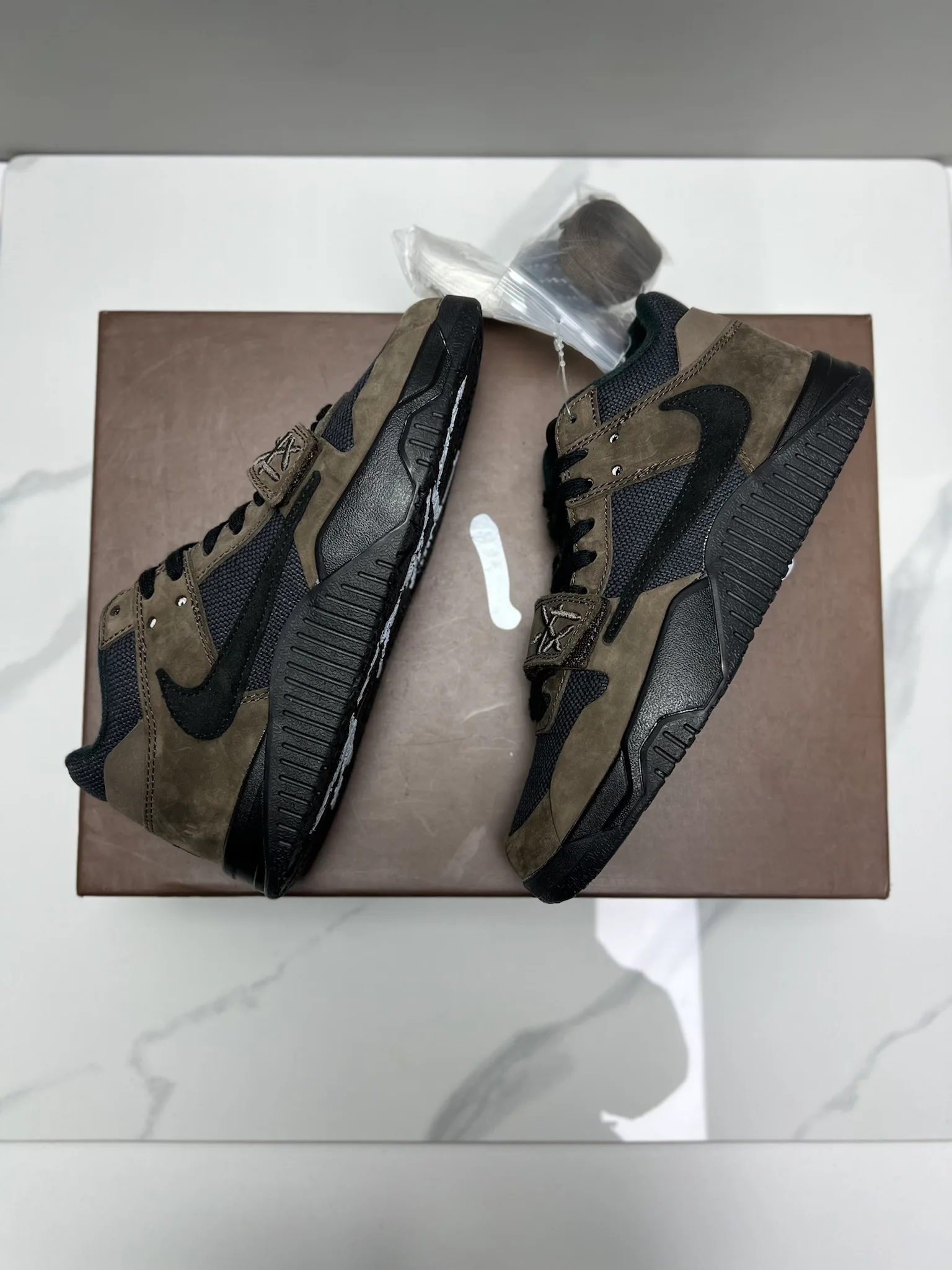 Кроссовки Мужские Air Jordan 5857